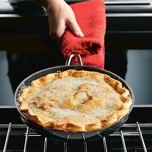 Miniatura 8 de KitchenAid Juego de sartenes antiadherentes de inducción anodizada dura, 8.25 pulgadas y 10 pulgadas, negro mate