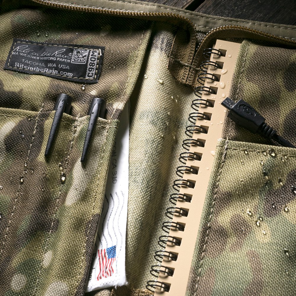 Rite in the Rain Odporny na warunki atmosferyczne pokrowiec na notebooka z tkaniny Cordura, 14 cm x 21,5 cm, pokrowiec Multicam
