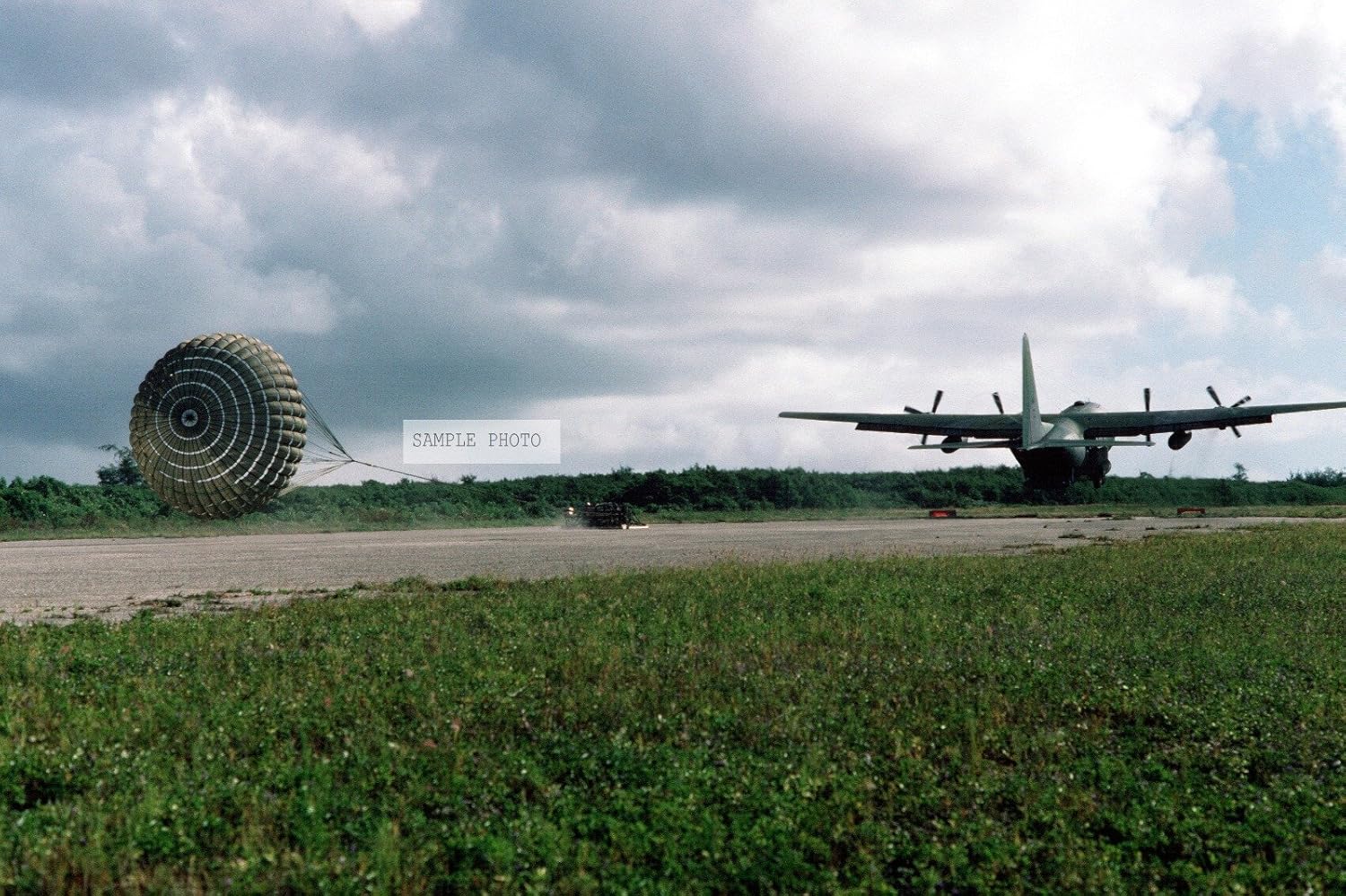 Photo An Air Force C130 Hercules aircraft pulls away after