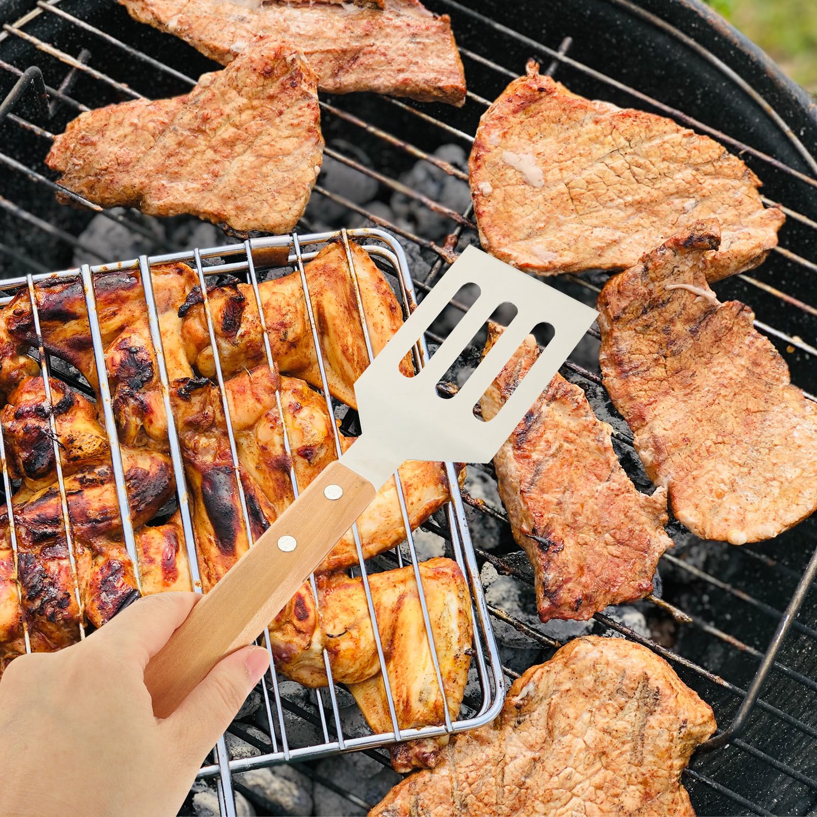 GANAZONO Set Utensili per Barbecue Portatile in Acciaio Inossidabile 4 Pezzi Manico Antiscivolo e Custodia Pratica per Campeggio e Grigliate All'aperto