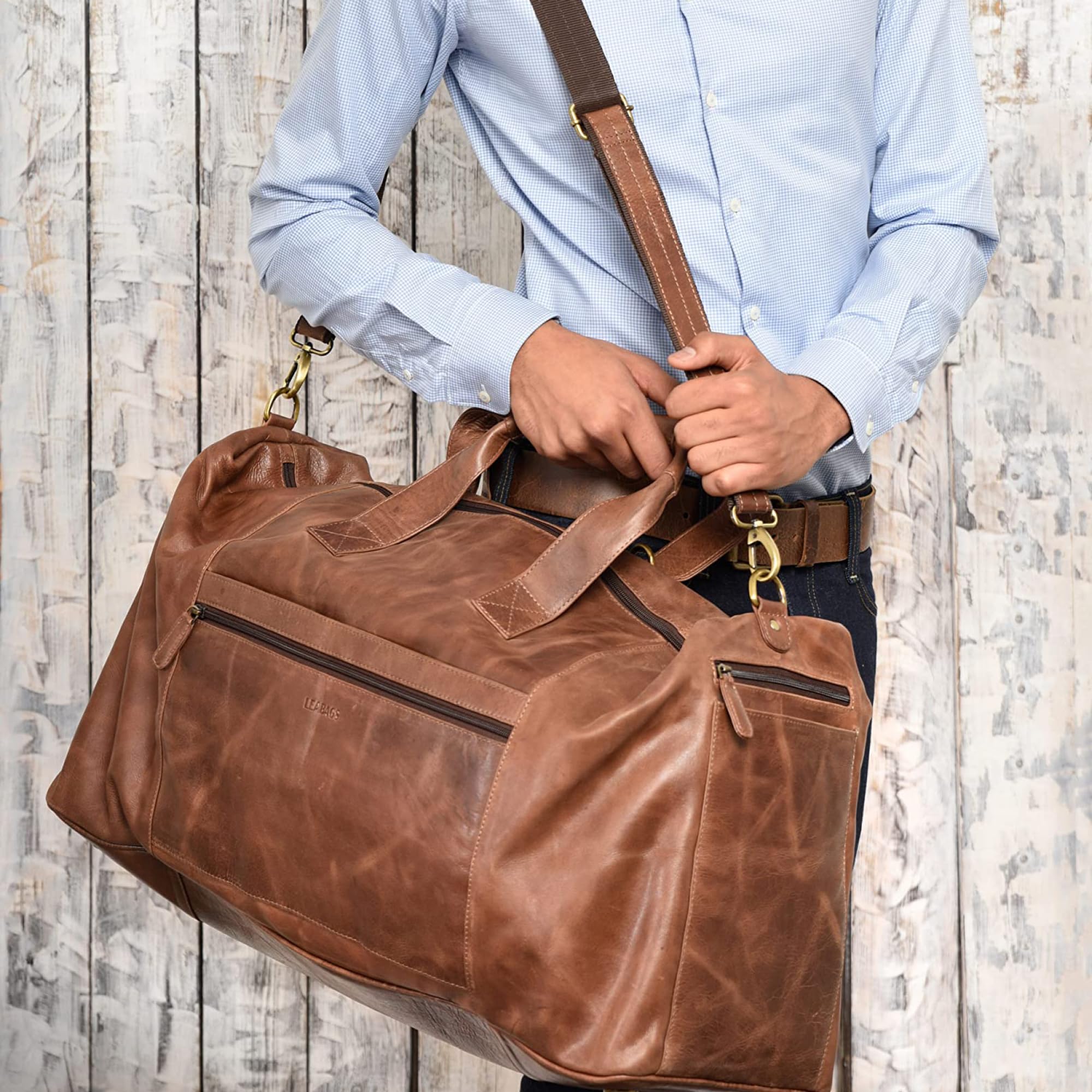 LEABAGS Leder Weekender Damen & Herren I Echtleder Premium Reisetasche I 55 l Sporttasche I Duffle Travel Gym Bag I Sporttasche I Trainingstasche I Tasche Flugzeug I groß