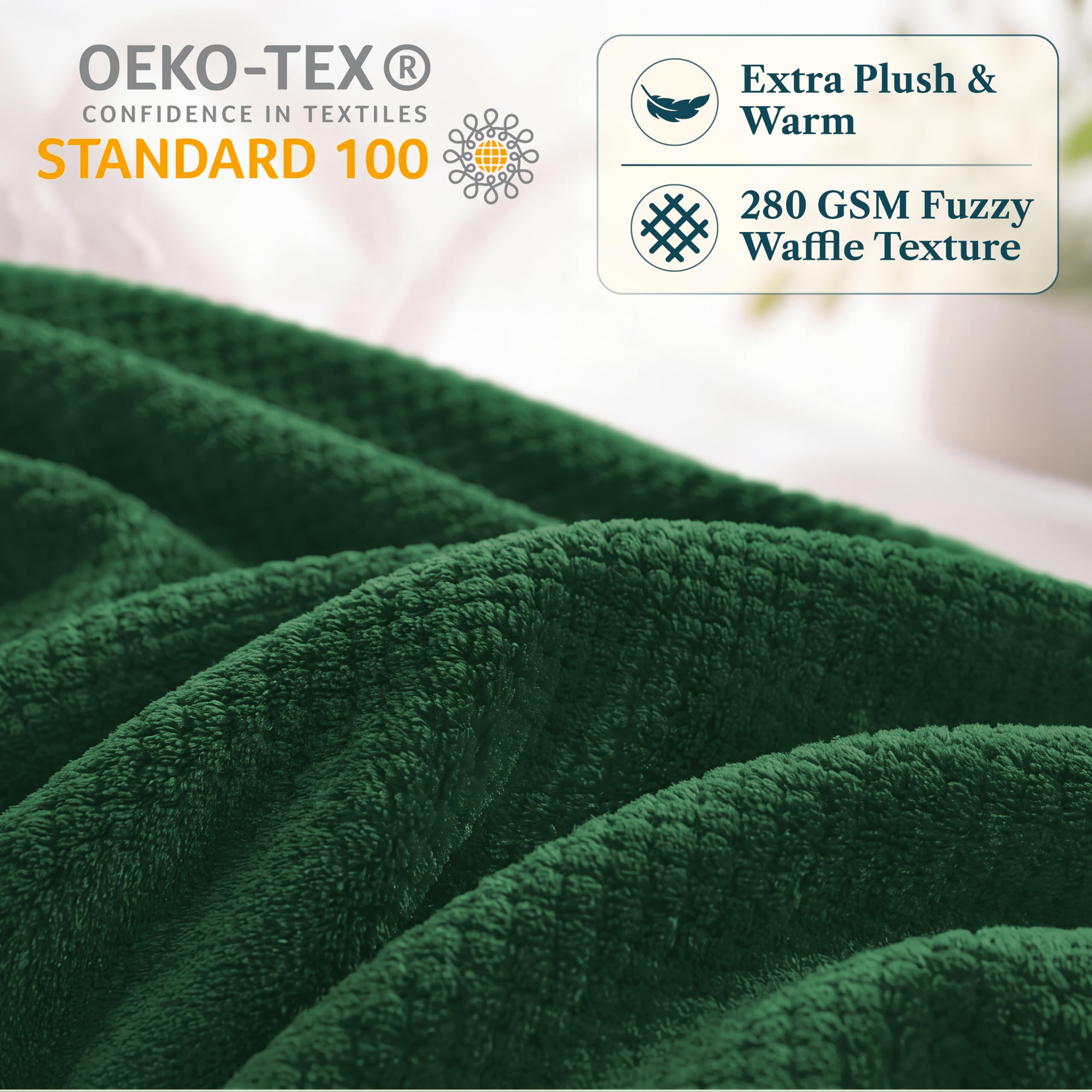 PAVILIA Couverture en Molleton Vert émeraude pour canapé, Sofa et lit, Microfibre Jacquard gaufrée, Chaude, légère, résistante à la décoloration, décoration pour Toutes Les Saisons, 152,4 x 203,2 cm