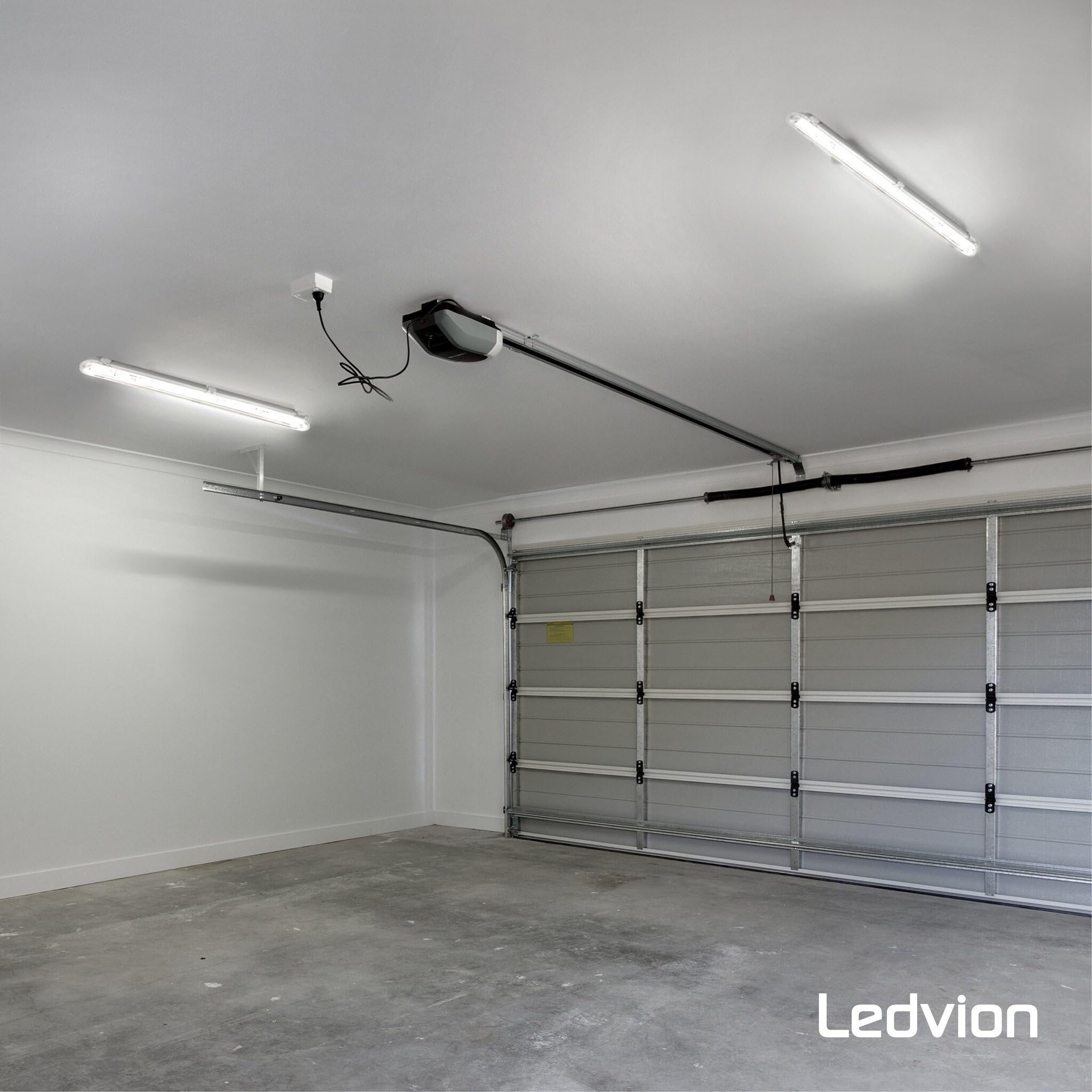 Ledvion - 1 pieza, pantalla estanca, 120cm, IP65, 18W, 185 lm/W, Blanco frío, 6500K, con sensor, lámpara de techo para garaje, de bodega, tubo led, almacén