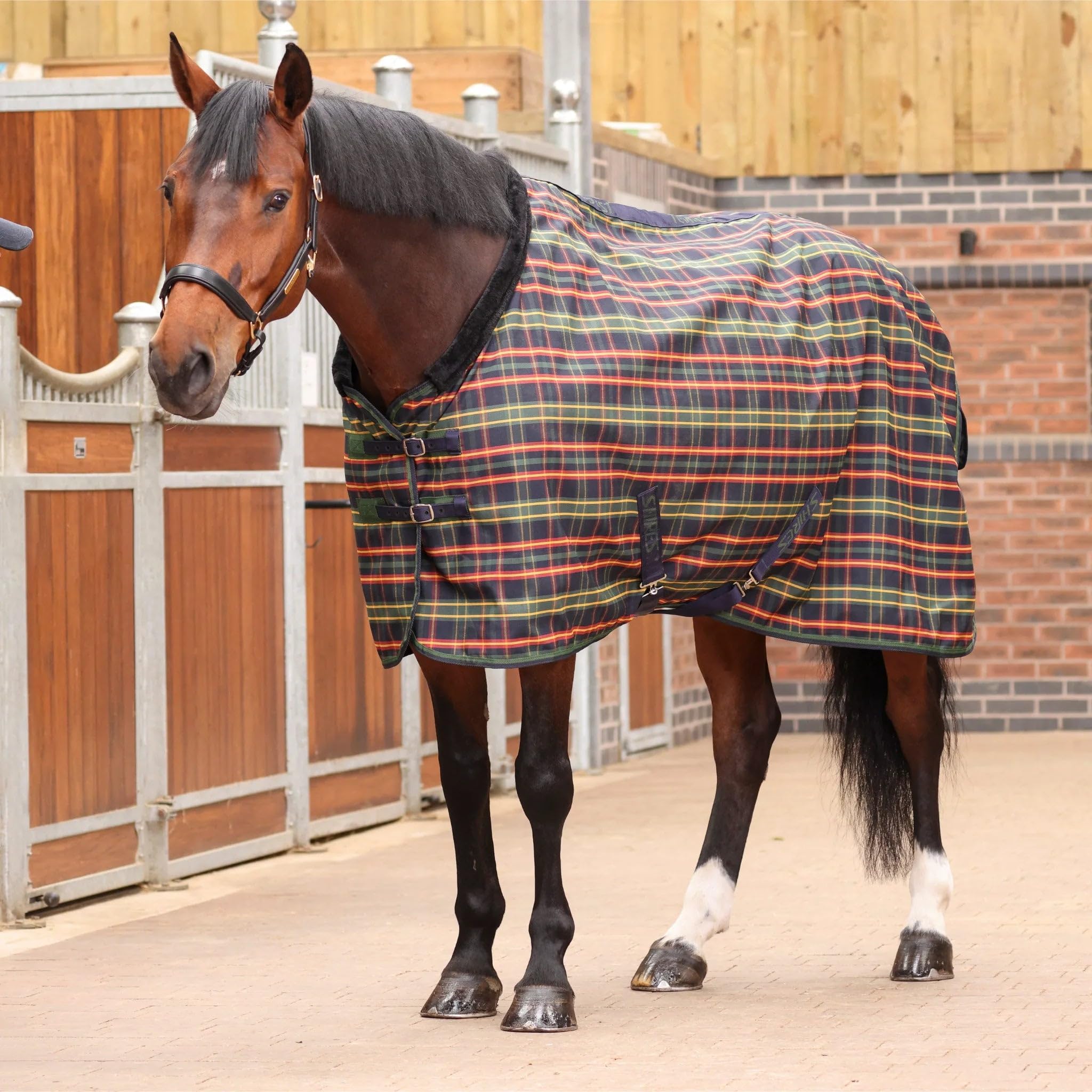 Shires Tempest Plus Lite Stable Rug - Green Tartan 6ft6