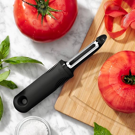 OXO Good Grips Peeler Vegetable Peeler with Ribbed Stainless Steel Blade