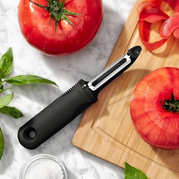 OXO Good Grips Peeler Vegetable Peeler with Ribbed Stainless Steel Blade