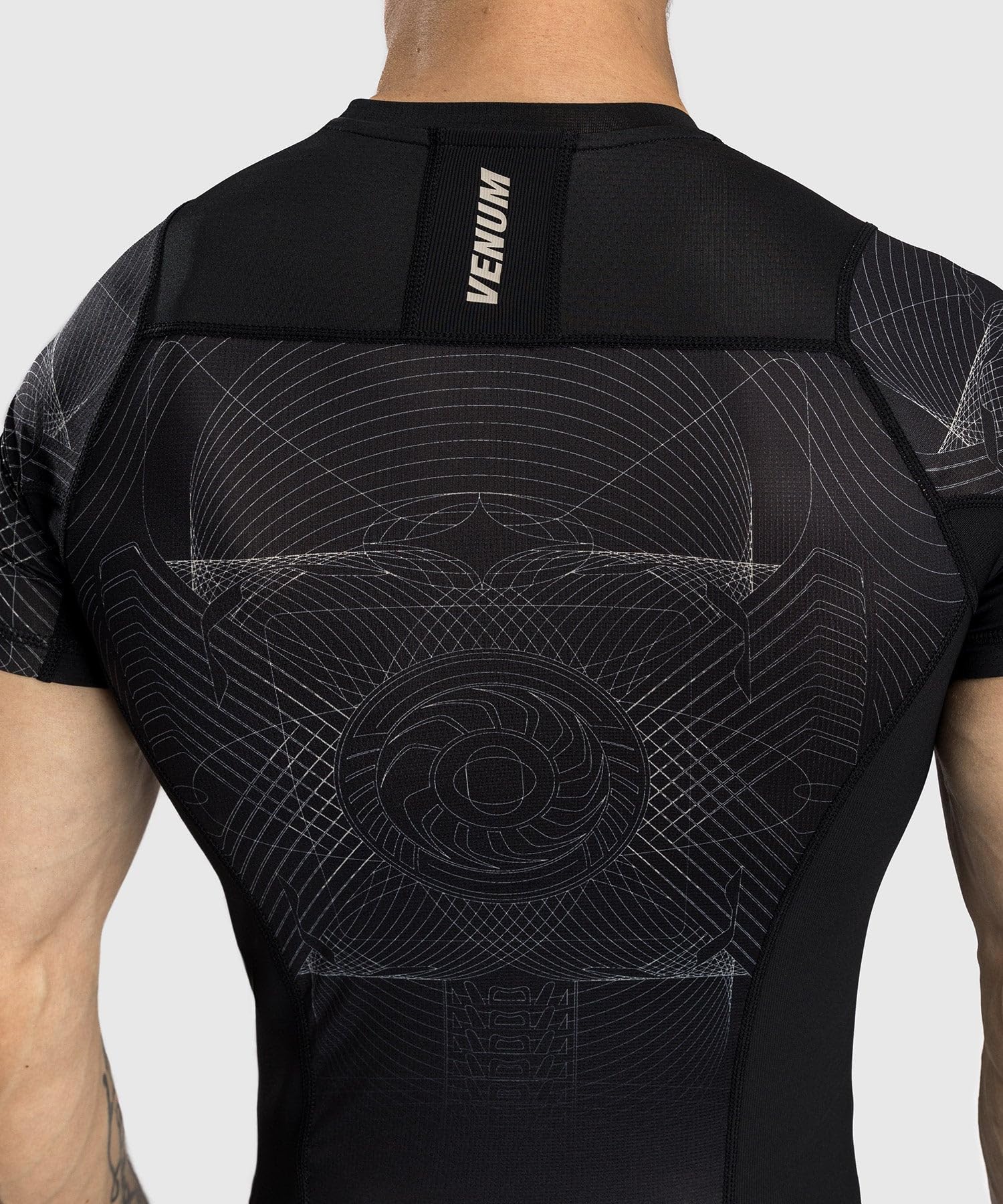 Venum Herren Venum G-fit Air Men's Short Sleeve Rashguard Kurzärmeliger Rashguard (1er Pack)
