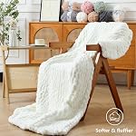Cozyful Chunky Yarn for Hand Knitting - #10 Chunky Chenille Yarn, Jumbo Big Thick Chunky Yarns for Crocheting, Super Bulky Chunky Knit Blanket Yarns, 8 Skein (22 yds 8 oz Each Skein), Cream