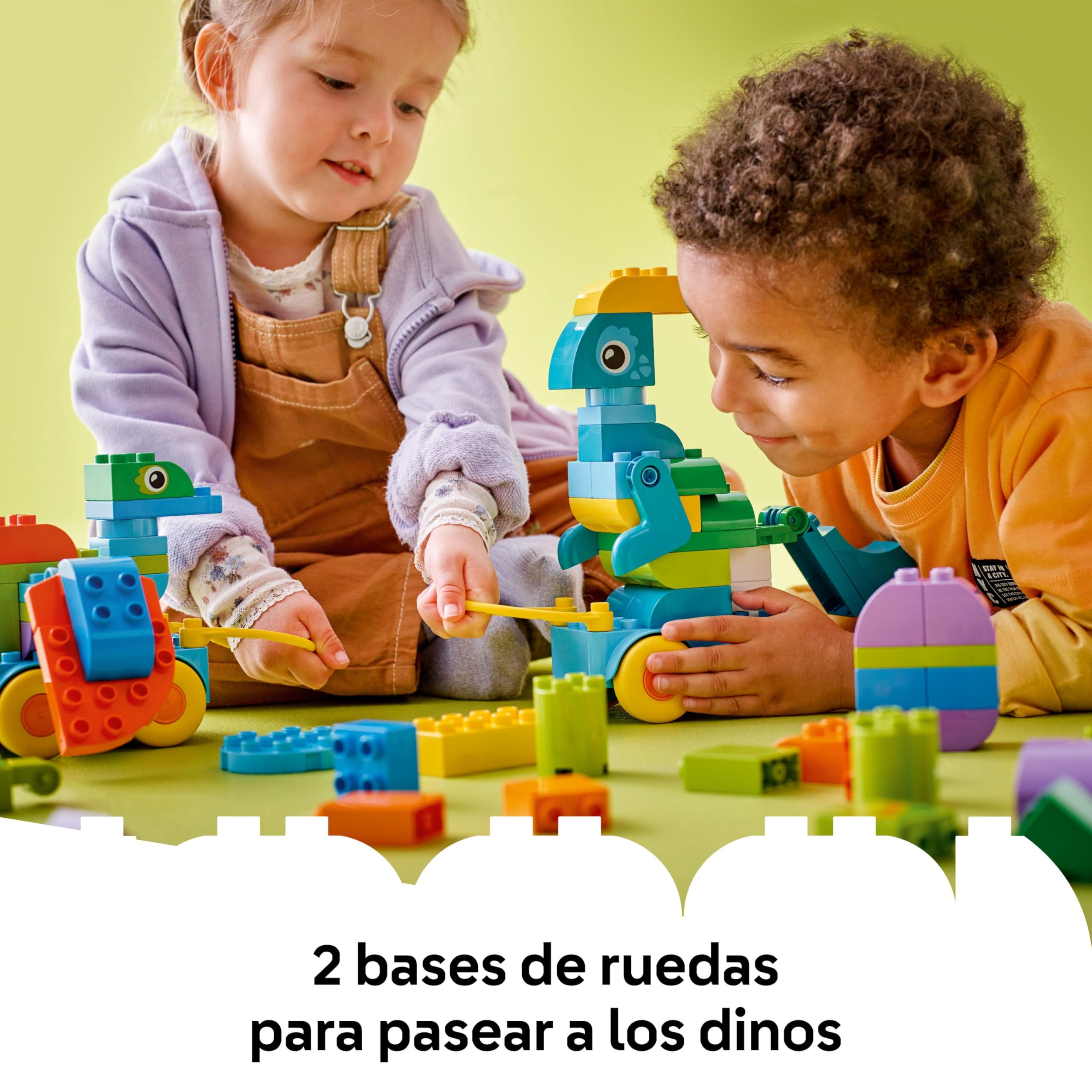 LEGO Duplo Dinosaurios sobre Ruedas 3en1 - Juguete Educativo para Niños y Niñas de 3+ Años - Figuras de Dinosaurios: Diplodocus y Tiranosaurio Rex, Triceratops y Stegosaurus o Pteranodon 10451