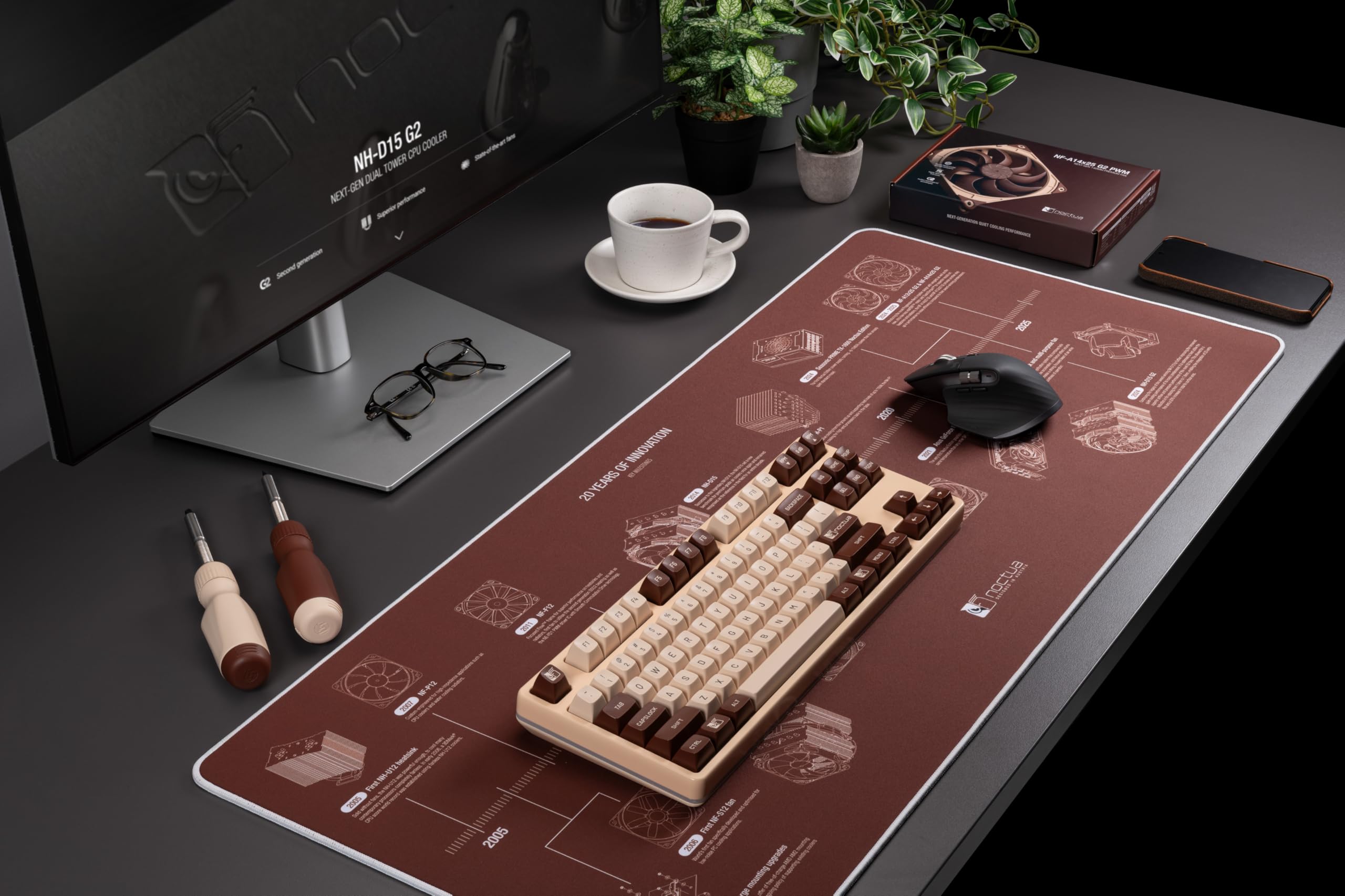 Noctua NP-DM3 : Tapis de Bureau Célébrant le 20ème Anniversaire de la Marque, 90x40 CM (Brun)