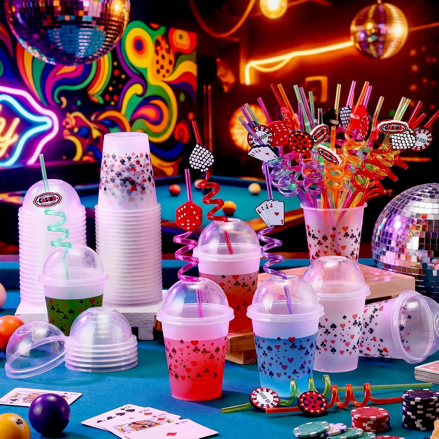 32 Set Casino Party Plastic Cups with Lids and Straws, 12 oz Frosted Drinking Poker Cups Bulk Las Vegas Tailgate Decorations for Casino Night Las Vegas Poker Game Party Supplies