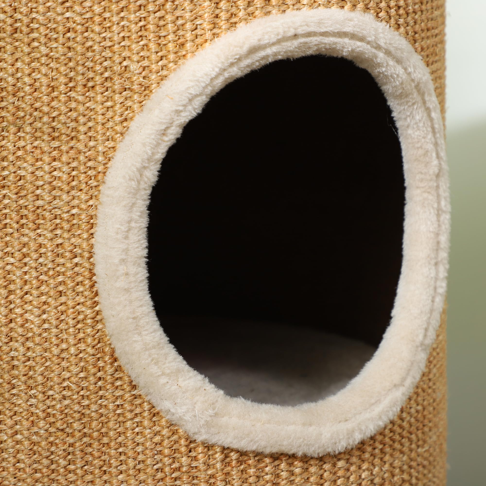PawHut Torre Tiragraffi per Gatti a 2 Livelli con Rivestimento in Sisal, Casetta per Gatti con Lettini in Peluche, Marrone