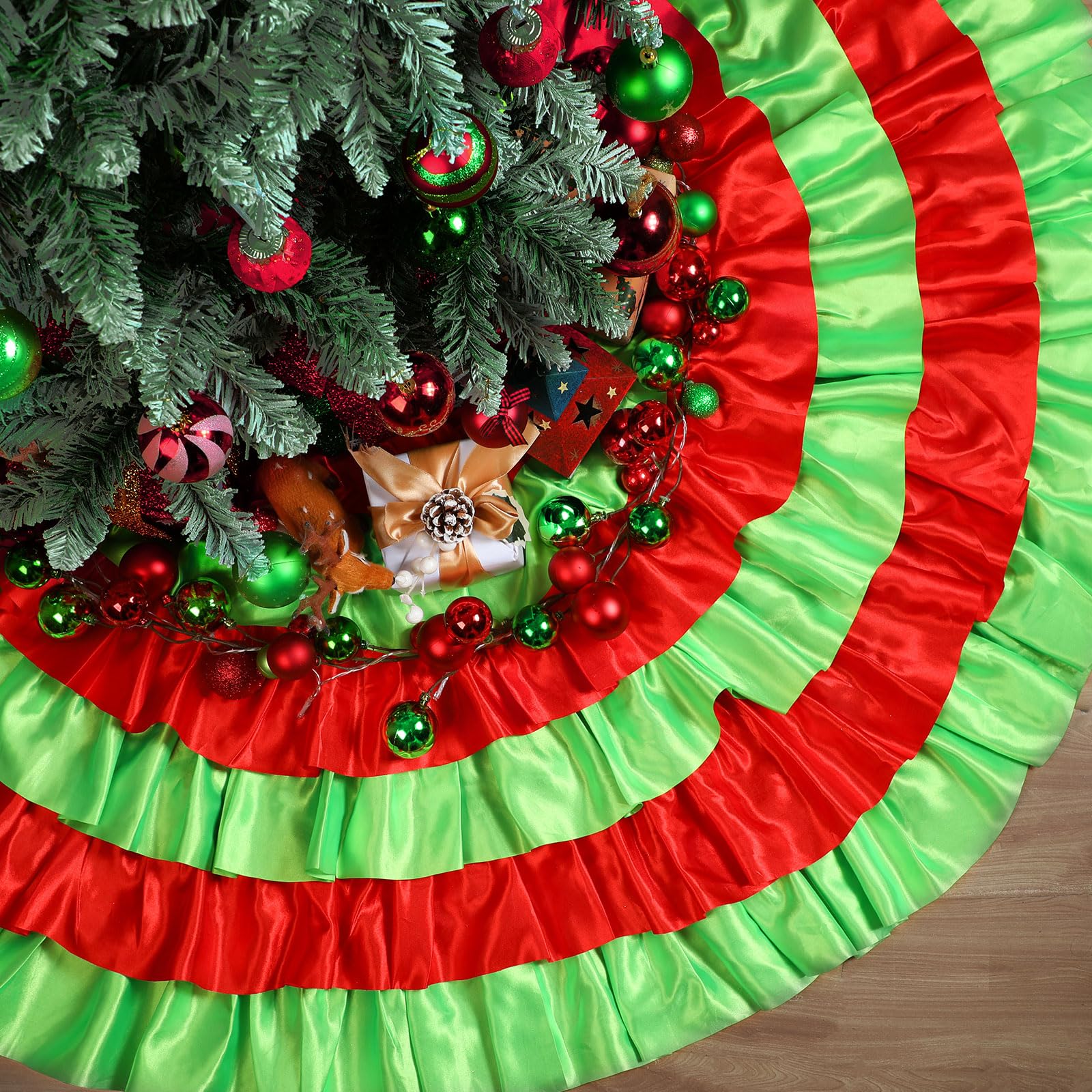 VioraWhite 48 Inches Ruffle Christmas Tree Skirt Green and Red Ruffle Fluffy Large Tree Mat Skirt Red Green Annual Rings Farmhouse Christmas
