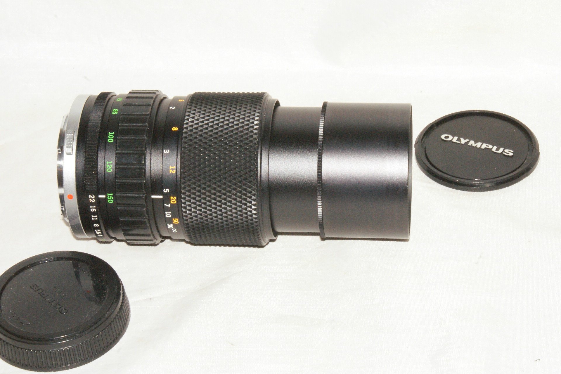 OLYMPUS OM-SYSTEM ZUIKO 75-150mm f4 lens