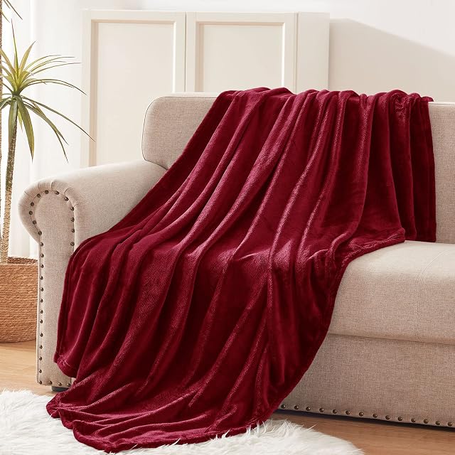 Exclusivo Mezcla 127 x 178 CM Flannel Fleece Soft Throw Blanket for Settees/Sofa/Chairs/Couch - Lightweight, Warm and Cozy Burgundy