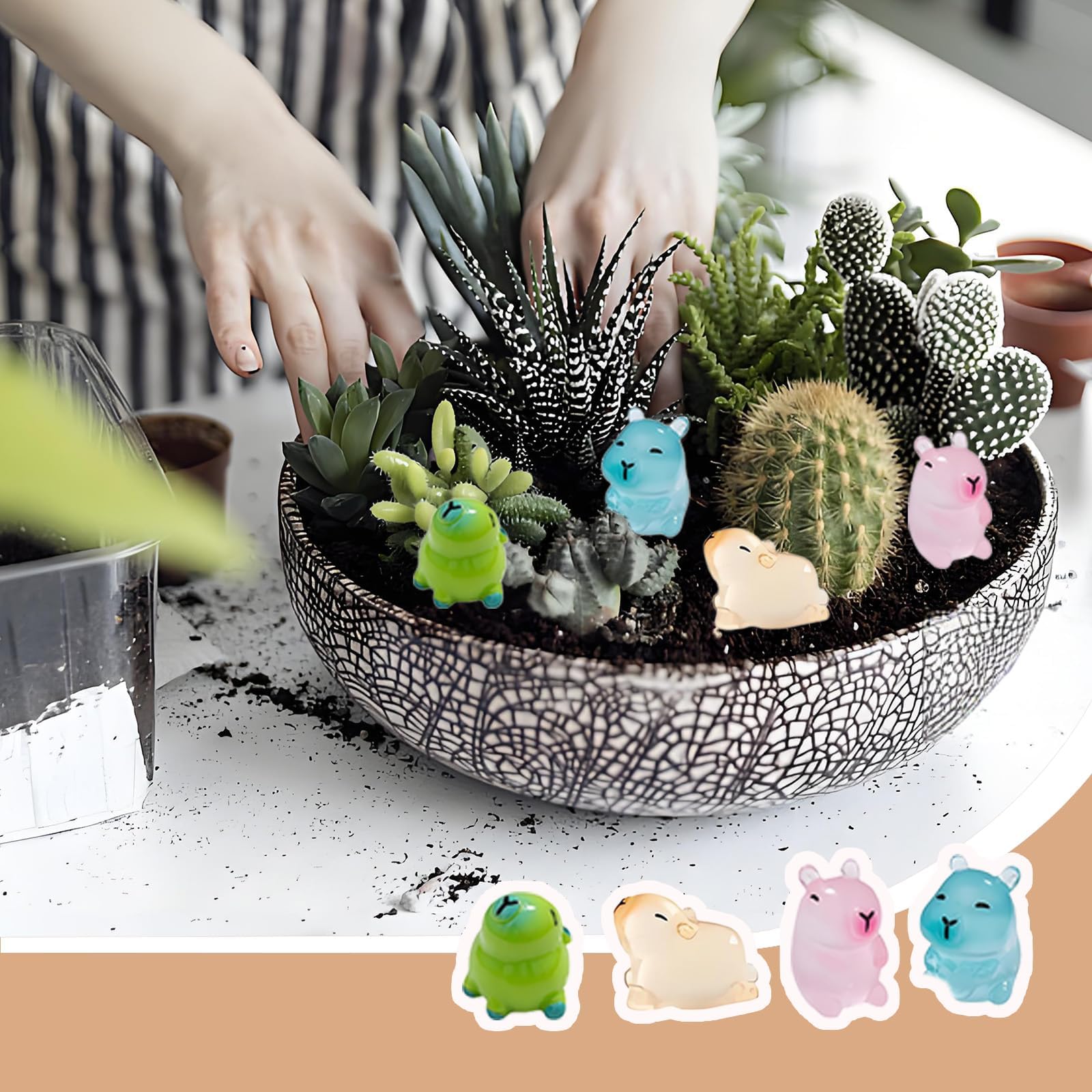 Pddenality 30Pcs Mini Resin Animals Capybara, Randomly Send 10 Pcs of Each of The 3 Styles - Image 4