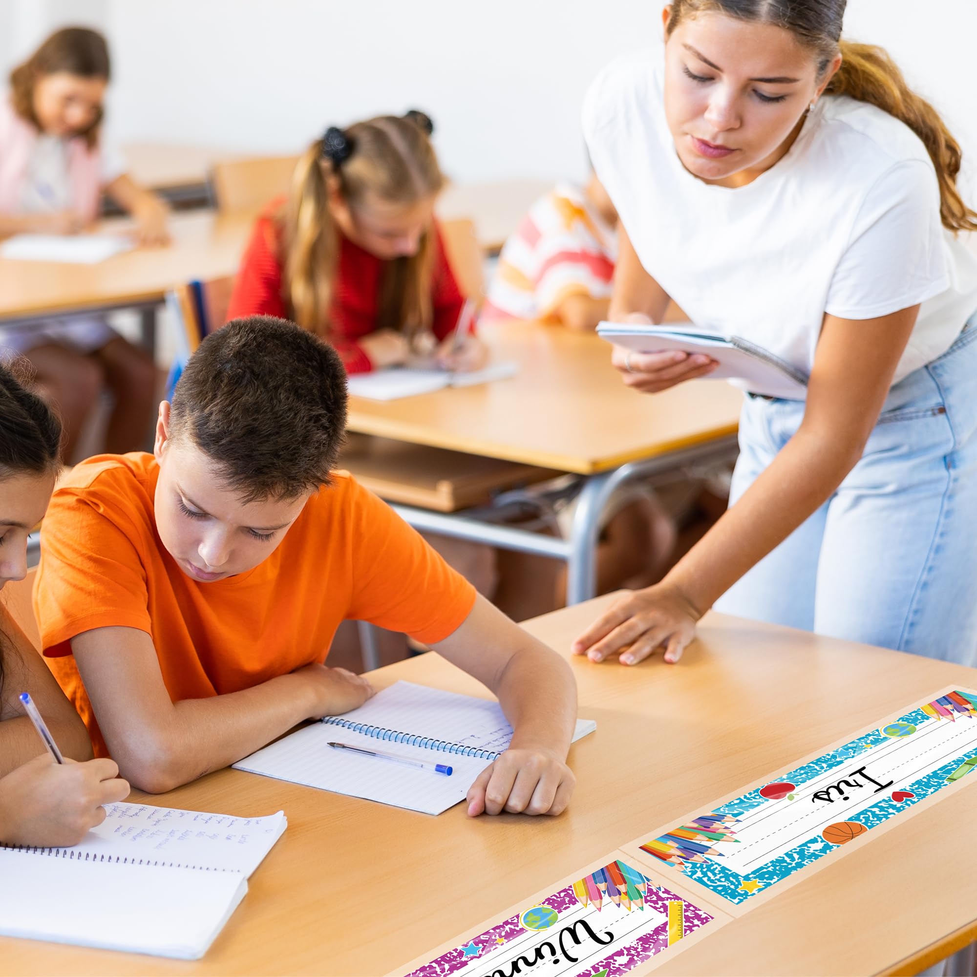 Aodaer Lot de 36 étiquettes de nom autocollantes pour salle de classe - 35 x 10 cm - Avec couverture transparente - Pour décoration de salle de classe, jardin d'enfants, fournitures préscolaires