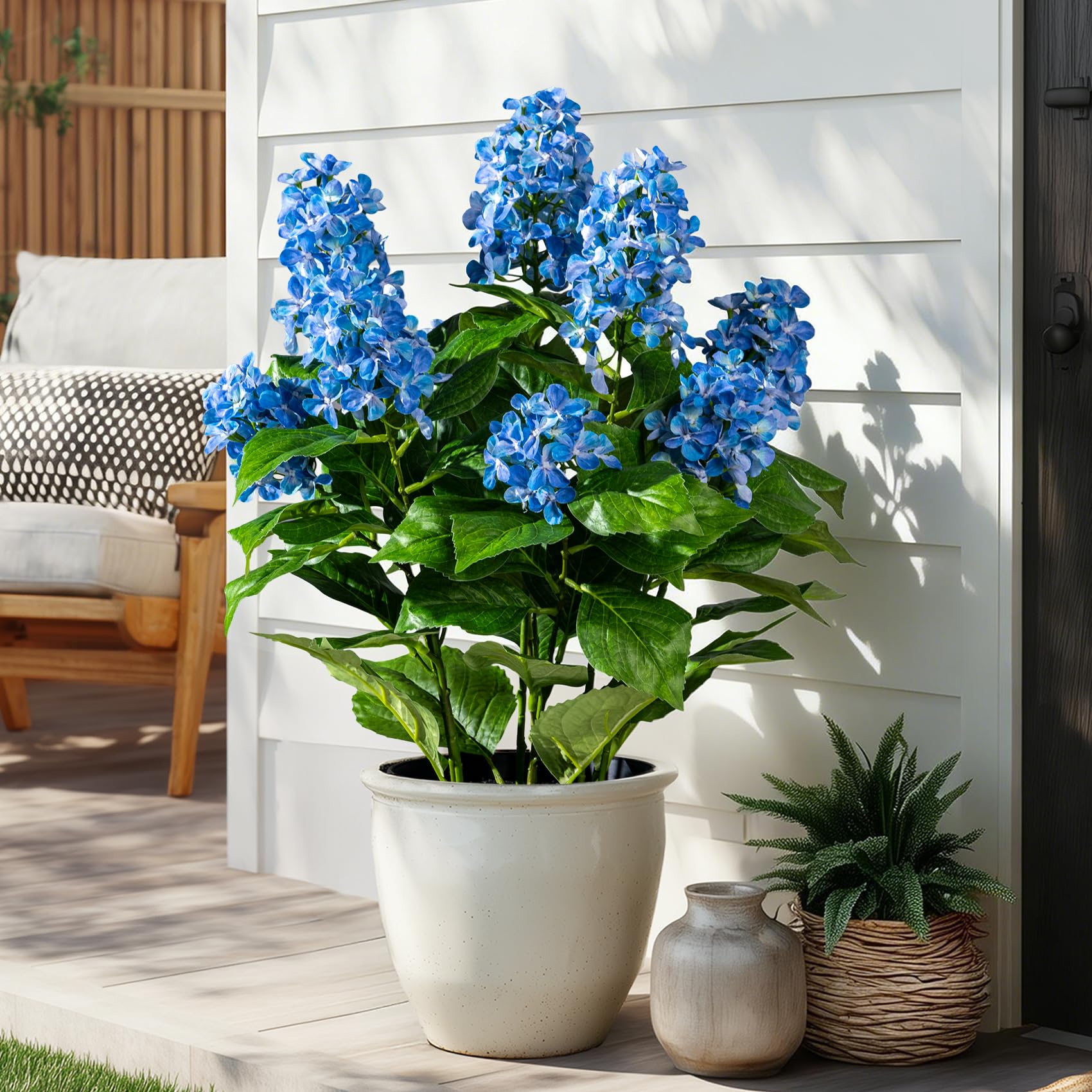 Photo 1 of 1 mPack Large Faux Plastic plantas in Pot UV Resistant Fake Flowers Trees Indoor Outdoor Realistic Floor Plants Artificial Hydrangea Plants for Home Porch Garden Office Porch Patio Front Bonsai Decor