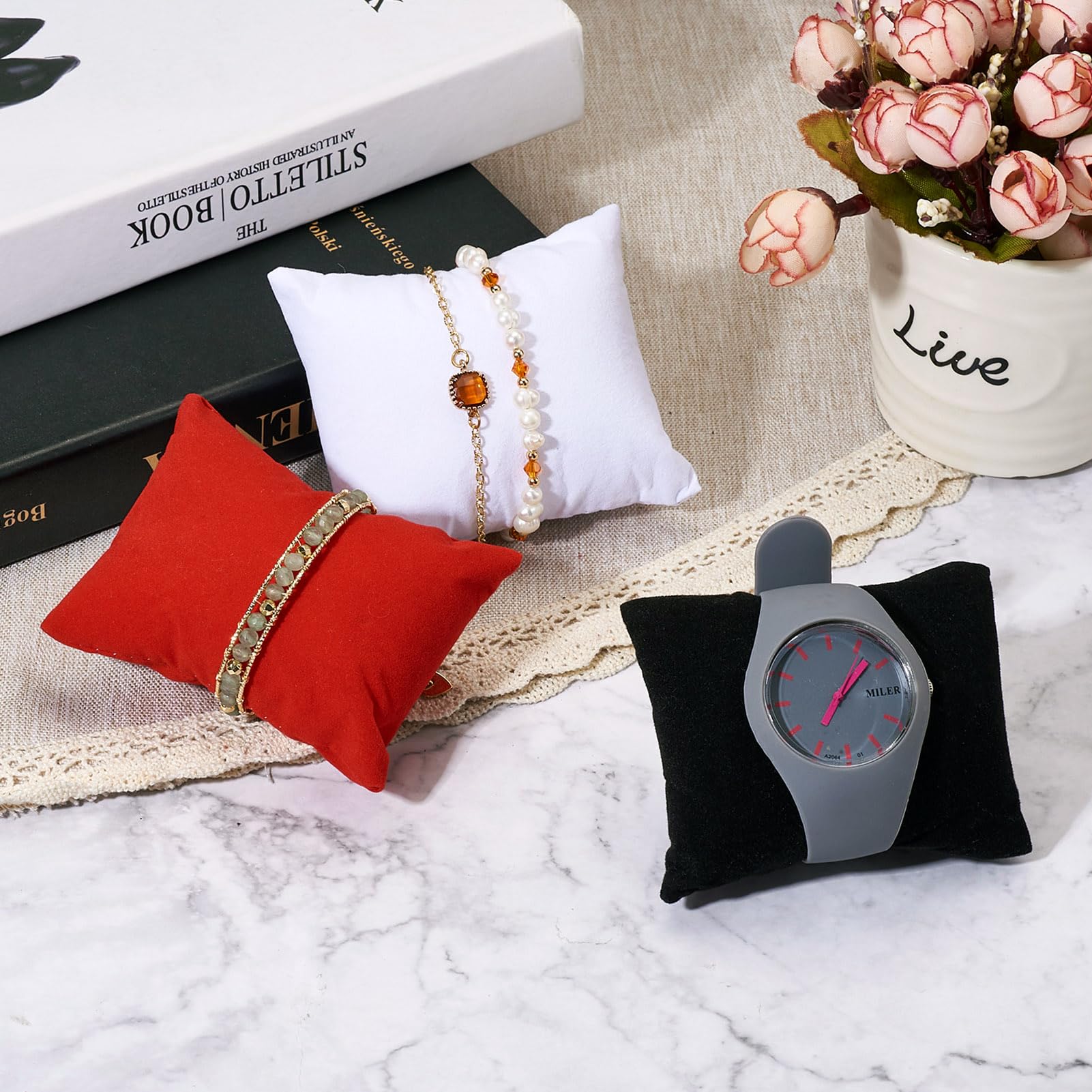 Craftdady 15 pcs Velvet Bracelet Watch Pillow Black White Red Bracelet Bangle Watch Display Holder Jewelry Display for Selling