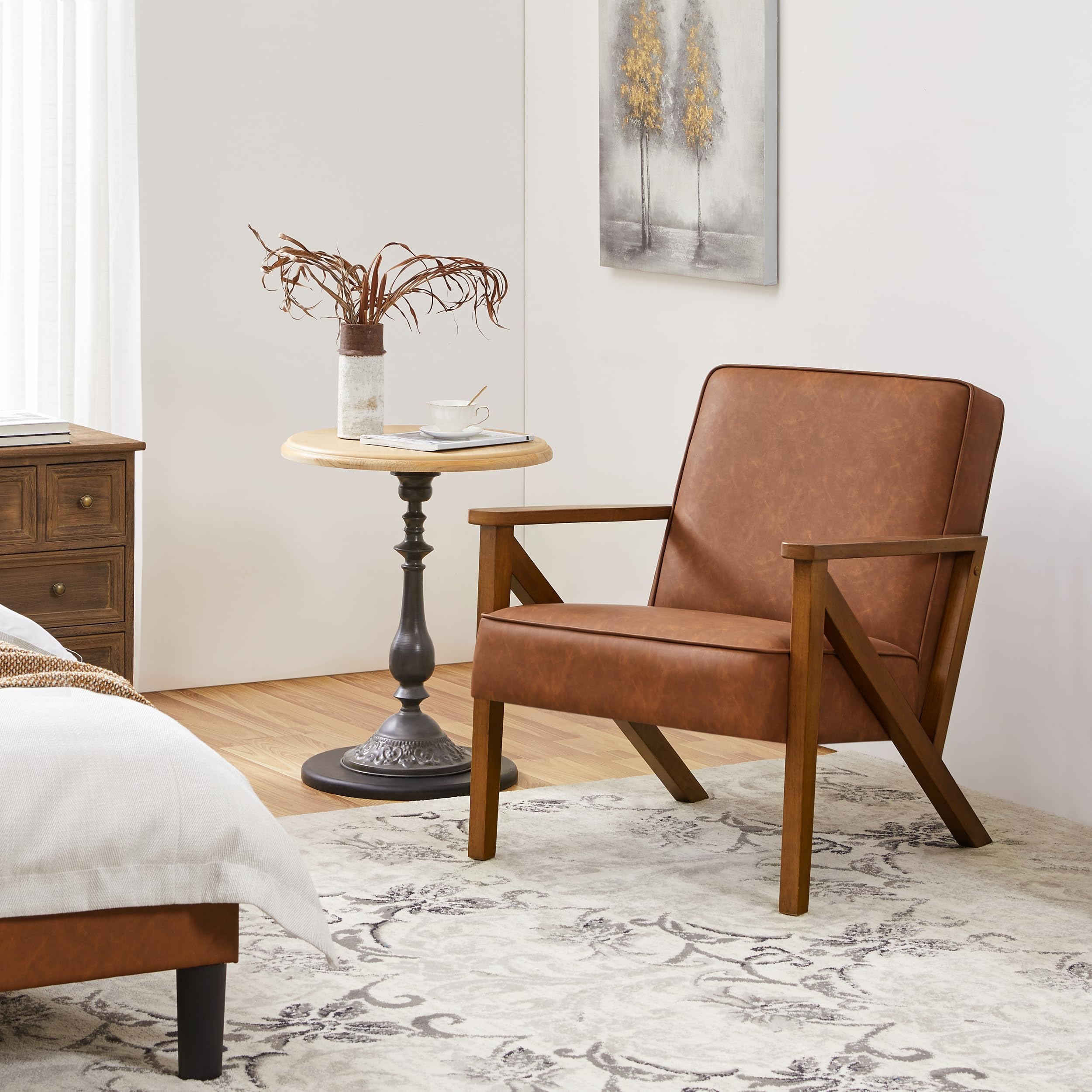 Yaheetech Accent Chair Faux Leather Armchair Lounge Chair with Wood Frame, Modern Retro Lounge Chair for Living Room/Office/Reception Area, Light Brown