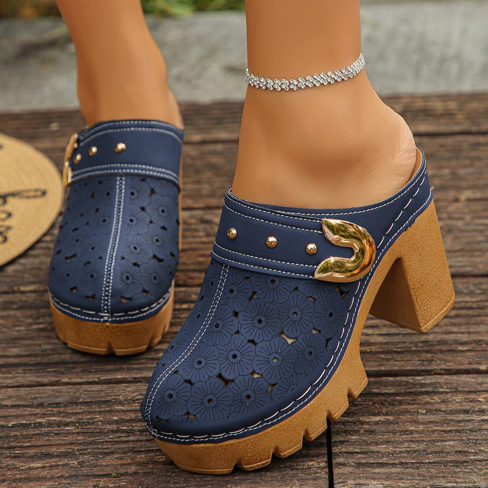 Zoccoli donna con tacco alto sabot con zeppa platform punta chiusa fibbia decorativa design con fori scarpe eleganti per feste e lavoro