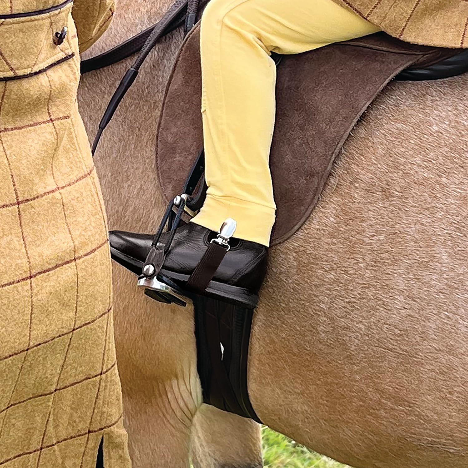 Equetech Jodhpur Clips - Black, Pair - Showing & Horse Riding Boot Clips for Equestrian Competitions, One Pair - Image 2