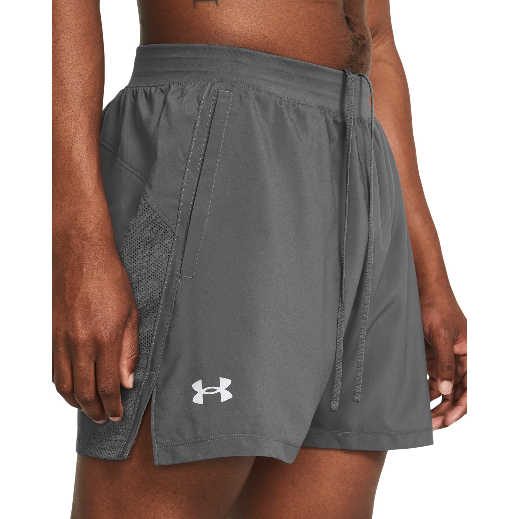 Under Armour Uomo UA Launch 5'' Short, Pantaloncini Palestra Uomo, Shorts Uomo Traspiranti, Pantaloncini Uomo Sportivi Leggeri ed Elasticizzati