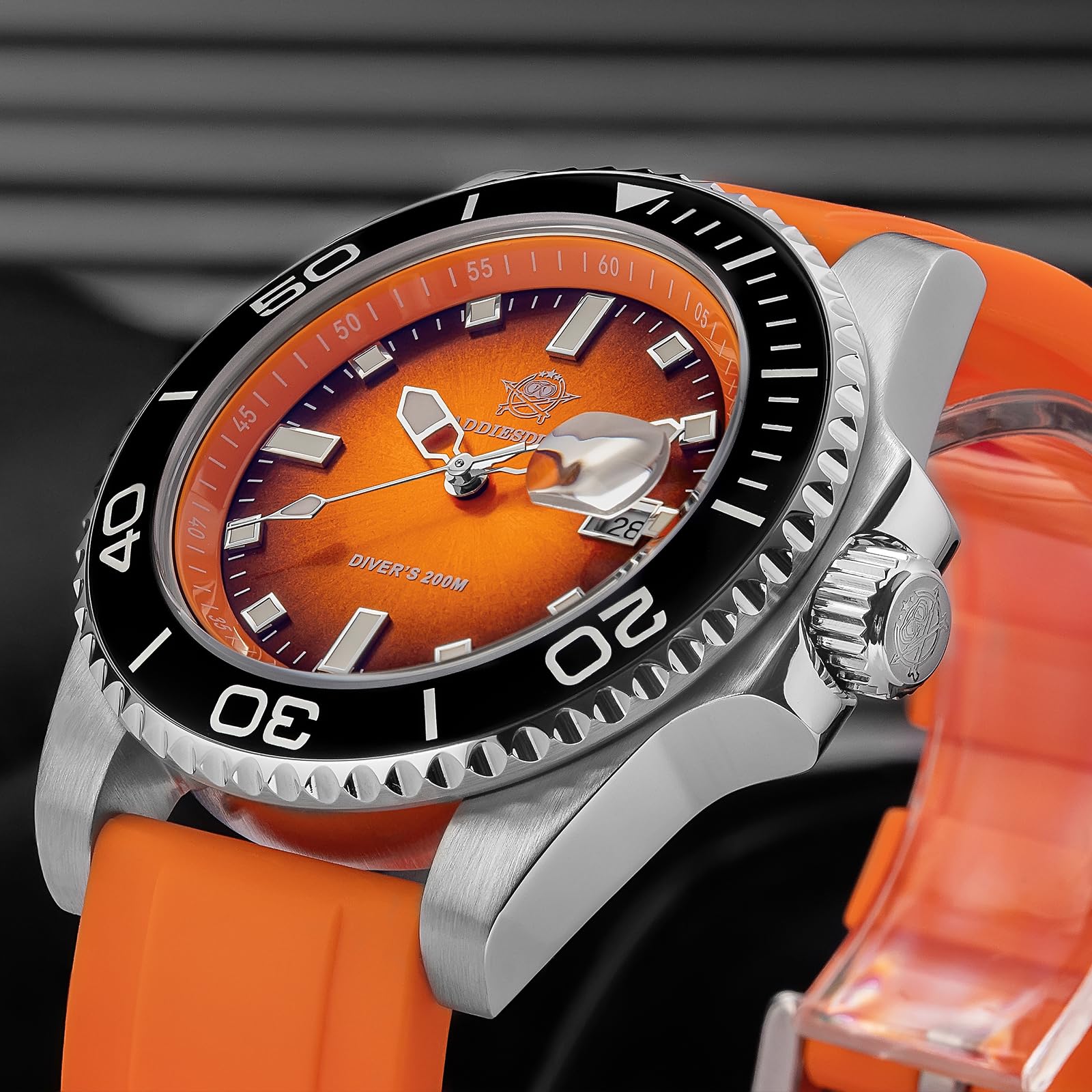 ADDIESDIVE Montre de plongée 200m Quartz Hommes BGW9 Lunette Céramique Lumineuse Montre Analogique Hommes avec Bracelet Caoutchouc AD2089