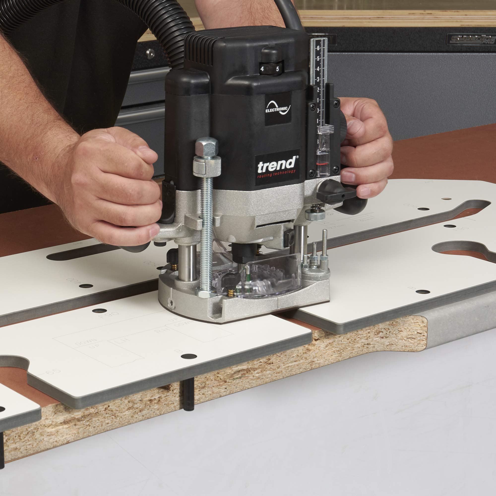 Trend Dima per piani di lavoro Kitchen 900 mm, dima per piani di lavoro fino a 900 mm, KWJ900