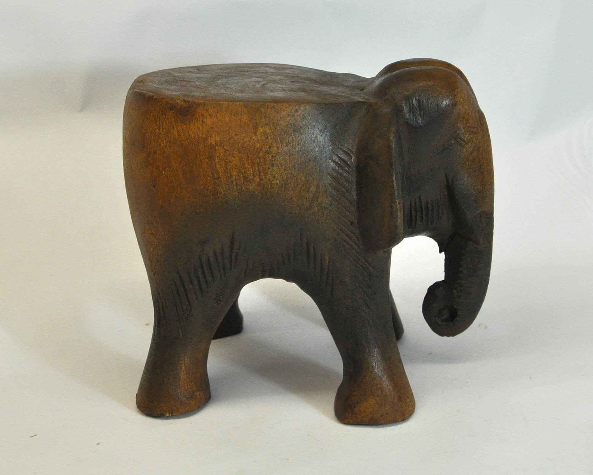 Wilai GmbH Piccolo tavolino elefante piedistallo, tavolino da caffè, sgabello, importato dalla Thailandia (10994)