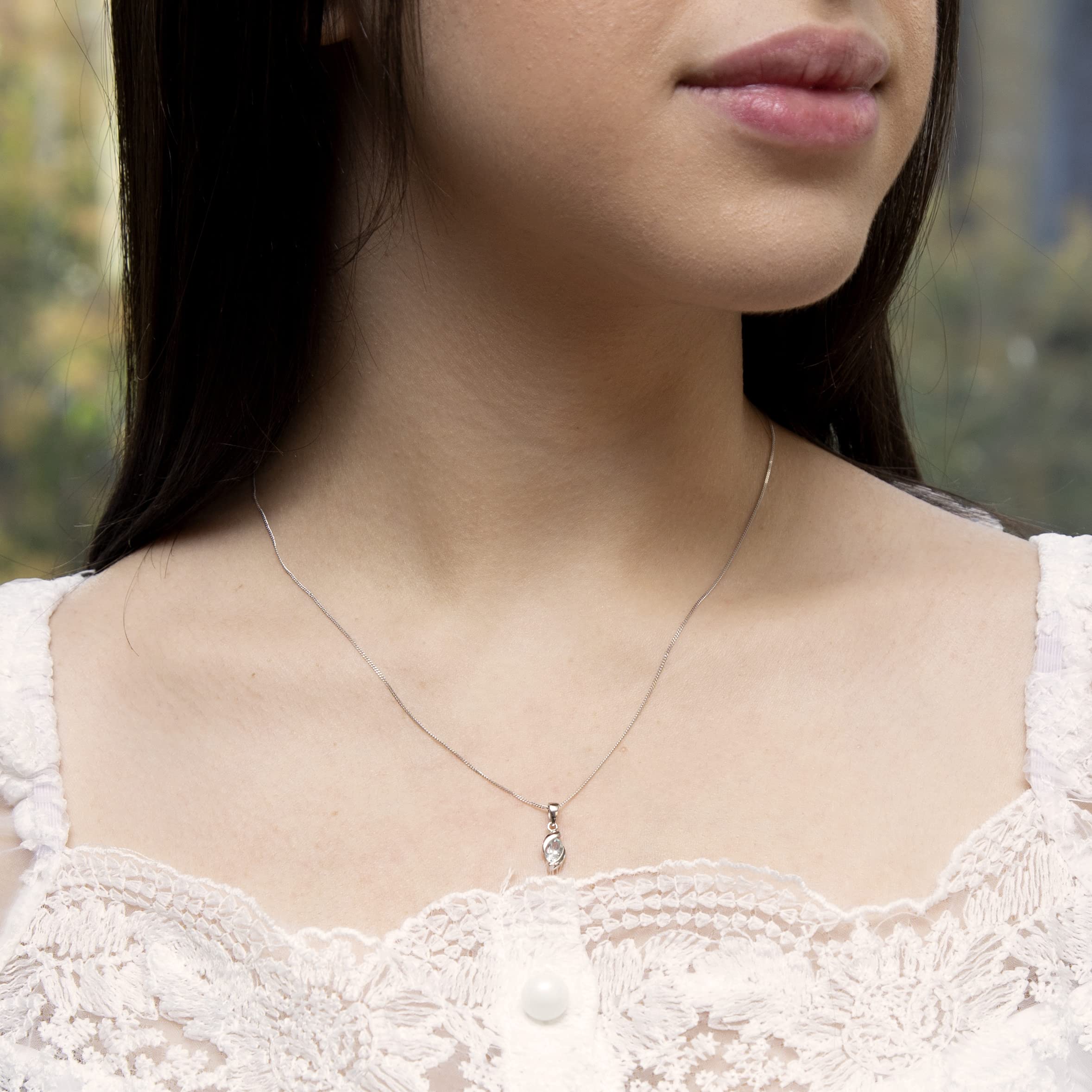 Carissima Collar de mujer con oro blanco de 9K (375/1000), aguamarina, 46 cm
