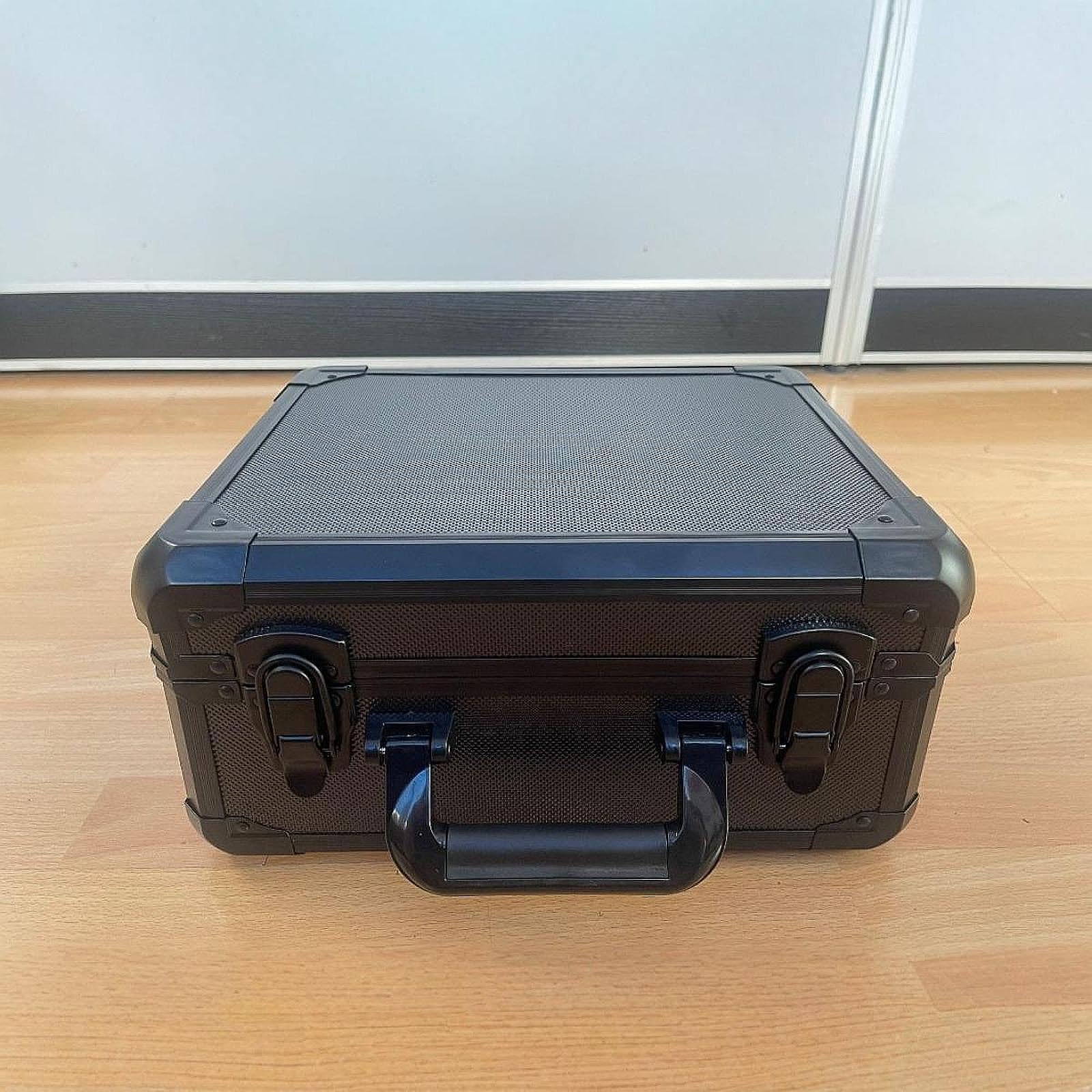 Abgestufter Kartenkoffer, Handelskartenspeicherbox, Kartenhalter, 3 Slots, Robuste Sportkarte