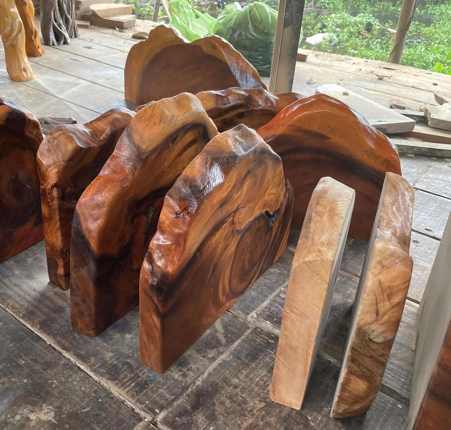 Rustic Wood Floating Shelf with Natural Live Edge, Wall Mounted Display Shelf with Hardware Included (1, Natural, 24" W x 8" D x 1.5"(Inches))