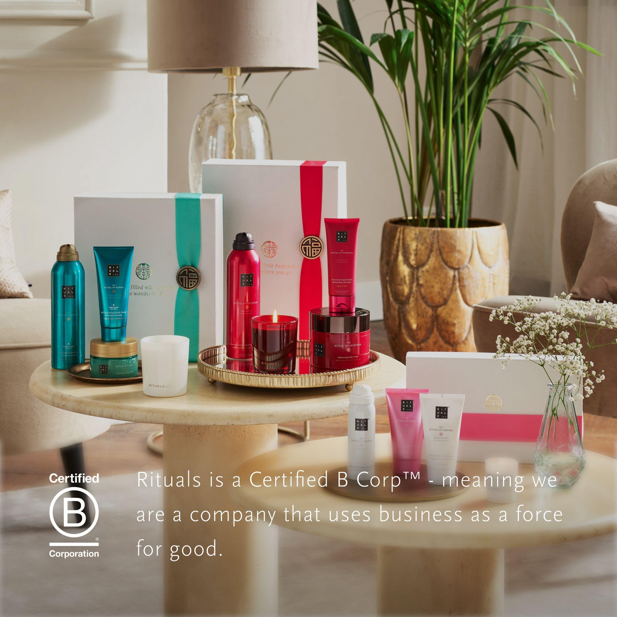 RITUALS Cofanetto regalo donna The Ritual of Sakura, Small – Set regalo donna con prodotti per la cura del corpo – Set bagno nutriente arricchito con latte di riso e fiore di ciliegio
