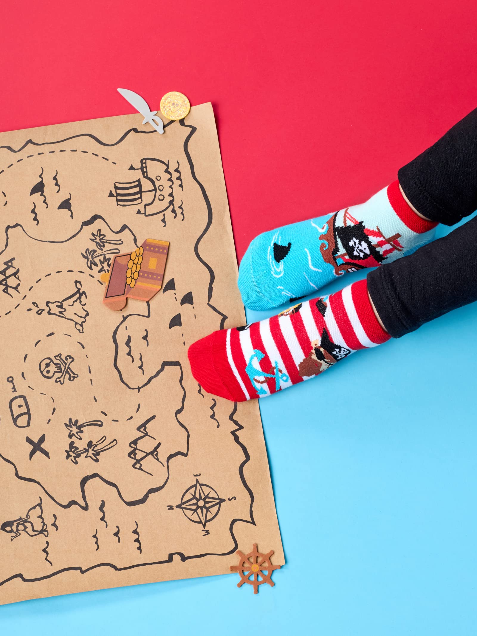 Dedoles Calzini Unisex Donna Uomo & Bambini Calze Cotone con tanti Design divertenti Calcio Bicicletta Piante Cavalli Regalo sinistra destra diversi