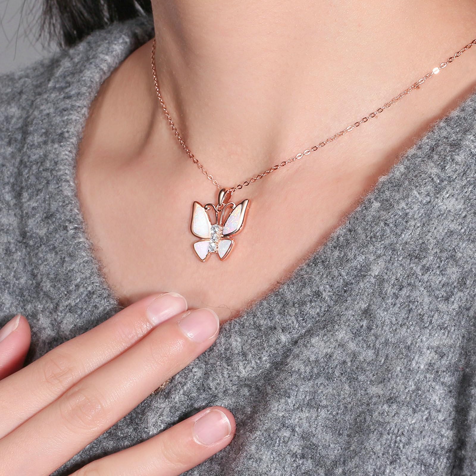 Collana Pendente Donna, Elegante Collana con Ciondolo a Forma di Farfalla e Opale in Argento 925 per Donna, Lunghezza 44+5cm