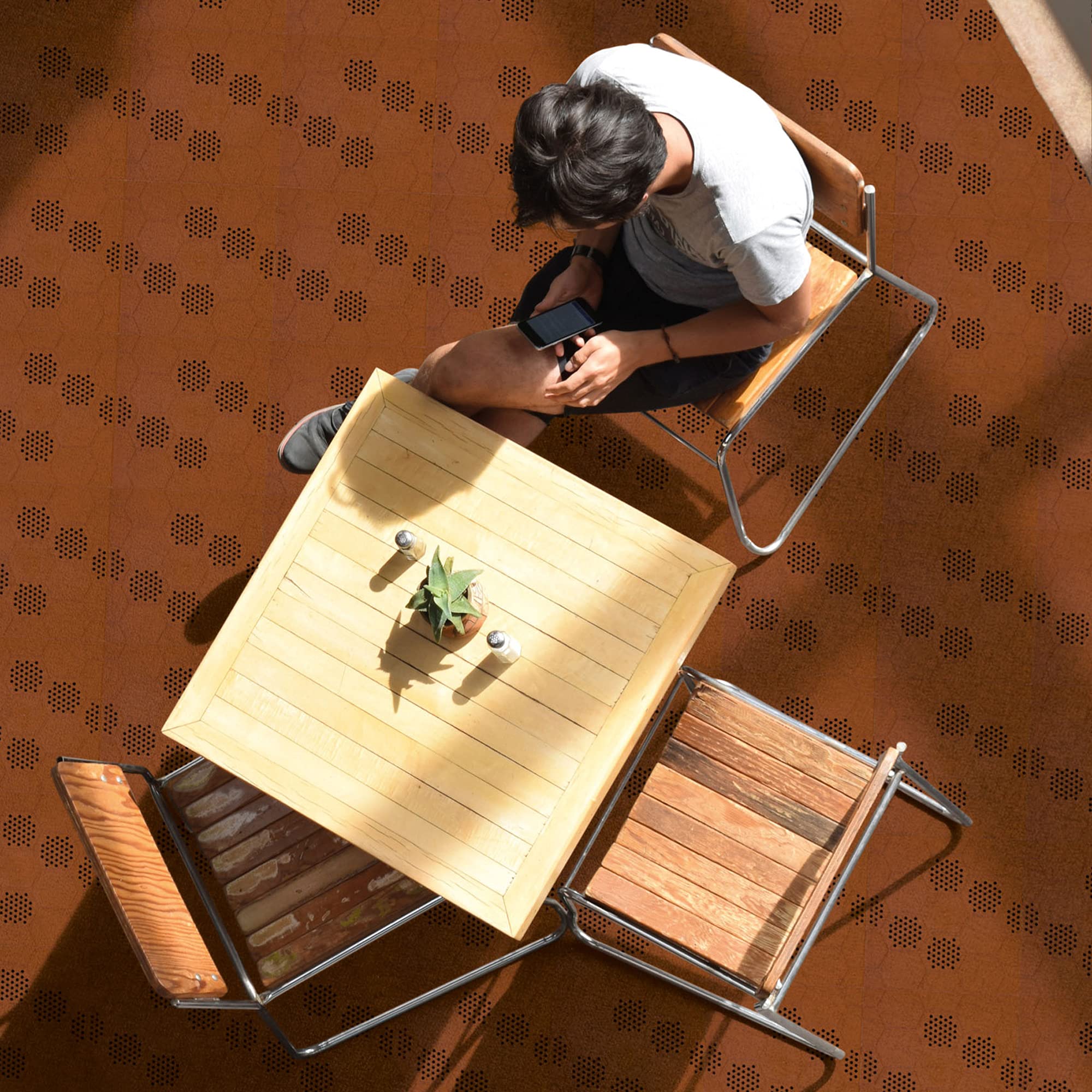 Confezione da 6 piastrelle di plastica per pavimento esterno di 39x39x2,5 cm. Superficie totale 0.9m². Collezione facile - Terracota