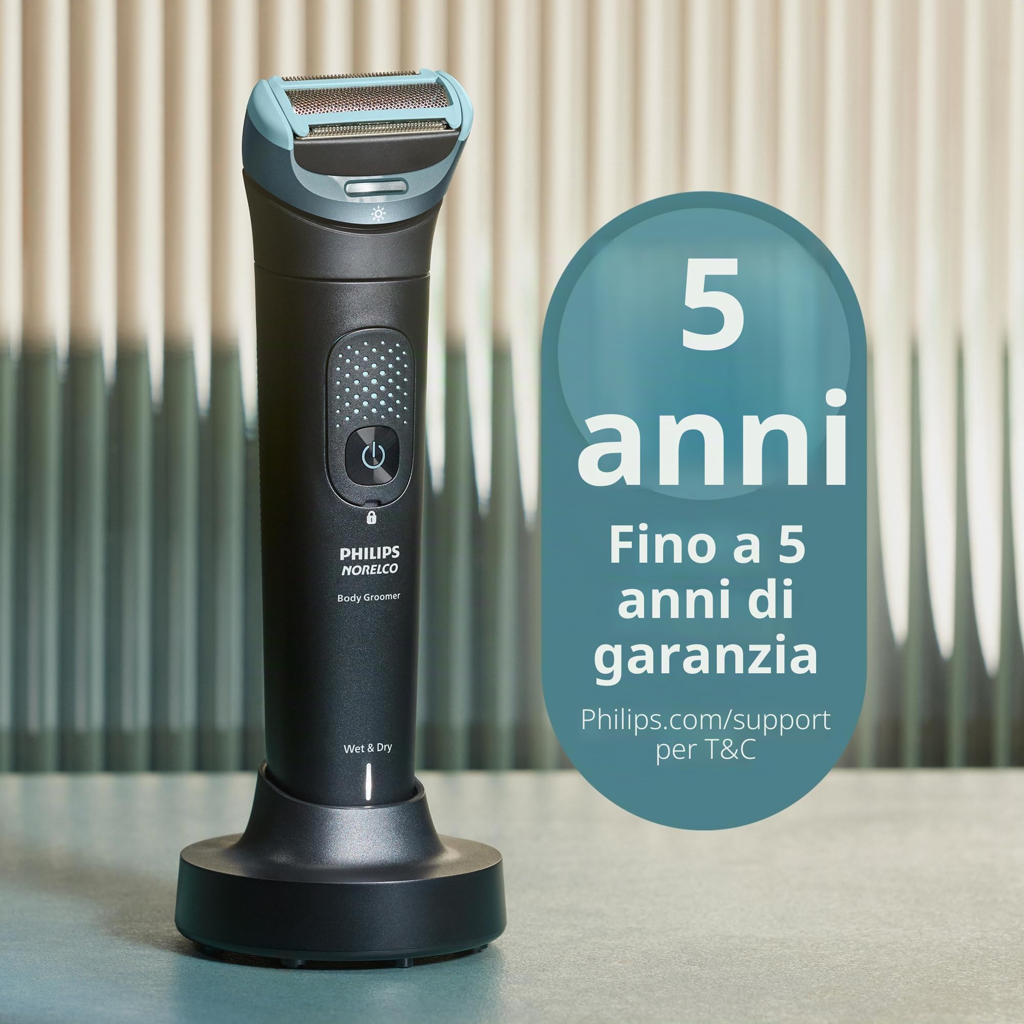 Philips Norelco Body Groomer 9000 Series, rasoio per uomini e sistema di rasatura intima con pulitore UV Cube e attacco posteriore regolabile, 100% impermeabile, BG9480/50