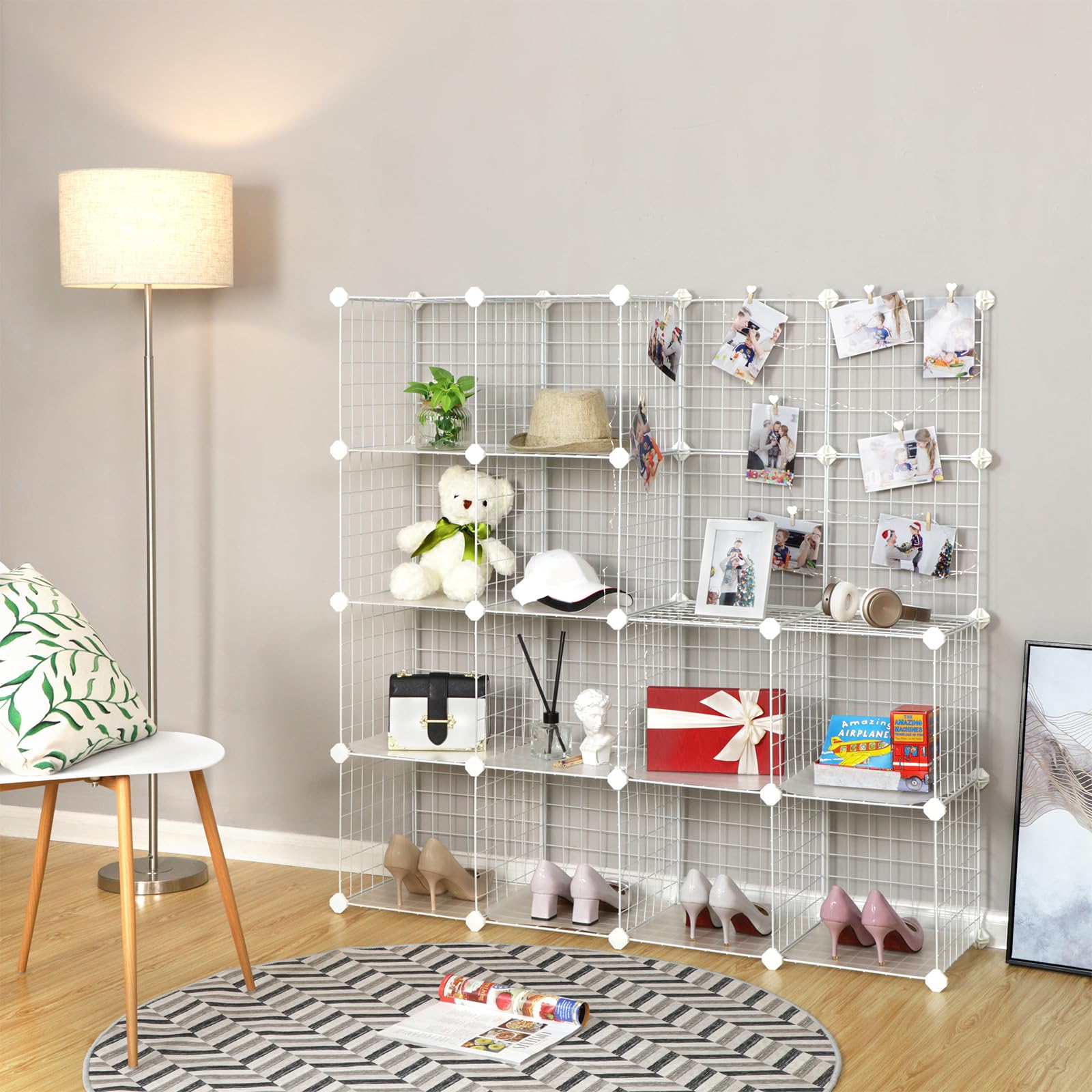 SONGMICS Meuble de Rangement à 16 Cubes, Étagère Modulable en Fil Métallique, avec Supports de Fond, pour Chaussures, Livres, Jouets, Vêtements, Salle de Bain, Salon, 31 x 123 x 123 cm, Blanc LPI44W