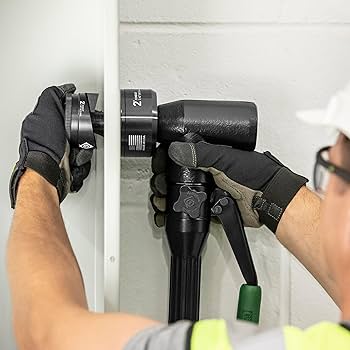 Greenlee 7906SB 8-Ton Hydraulic Knockout Punch Kit with