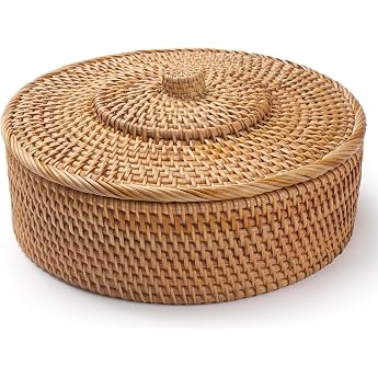 Round Rattan Storage Basket with Lid Natural Braided Fruit Basket Decorative Woven Box for Table or Shelf 26 x 26 x 9 cm