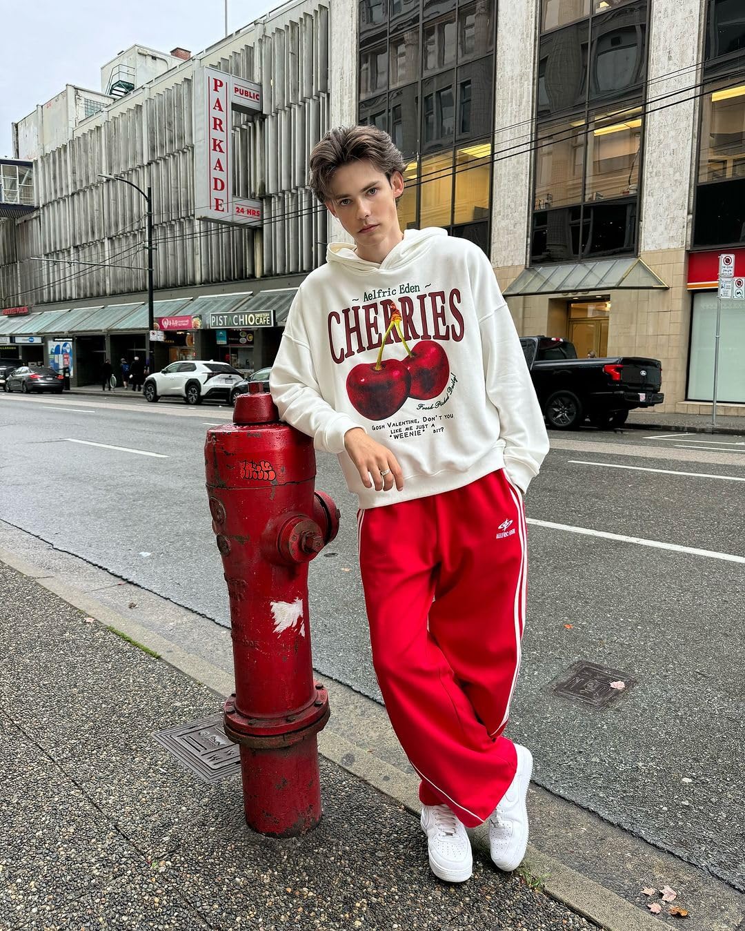 Aelfric Eden Felpa da donna con cappuccio unisex Cherry Graphic Hoodies Hip Hop Felpa Primavera Autunno Inverno Streetwear Maglione