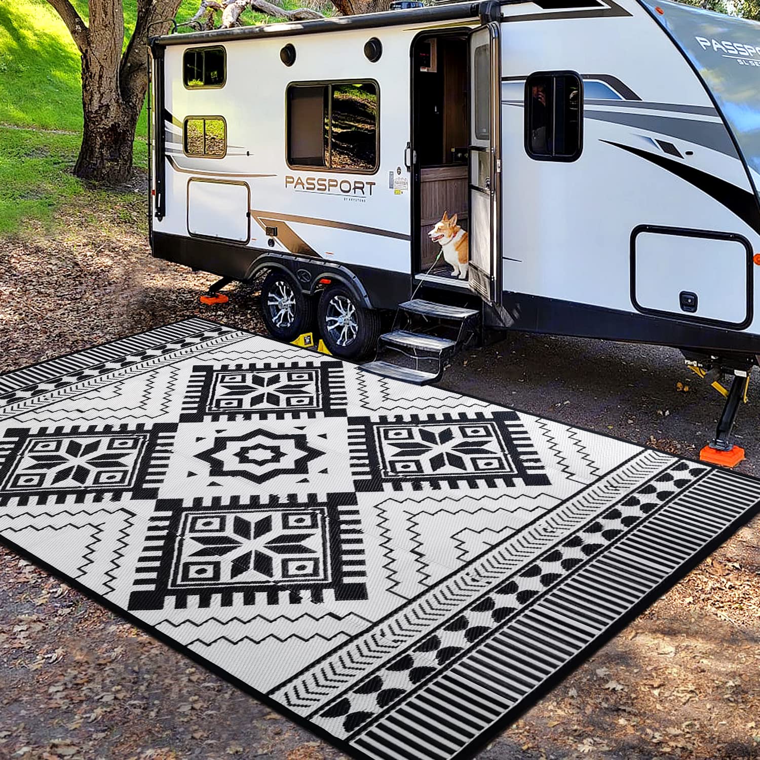 DiiKoo Outdoor Rugs for Patio 6x9ft, Reversible Plastic Straw Rug, RV Camping Waterproof, Portable Carpet Area Rug for Camping, Deck Garden, Porch and Balcony, Black & White, Bohemia