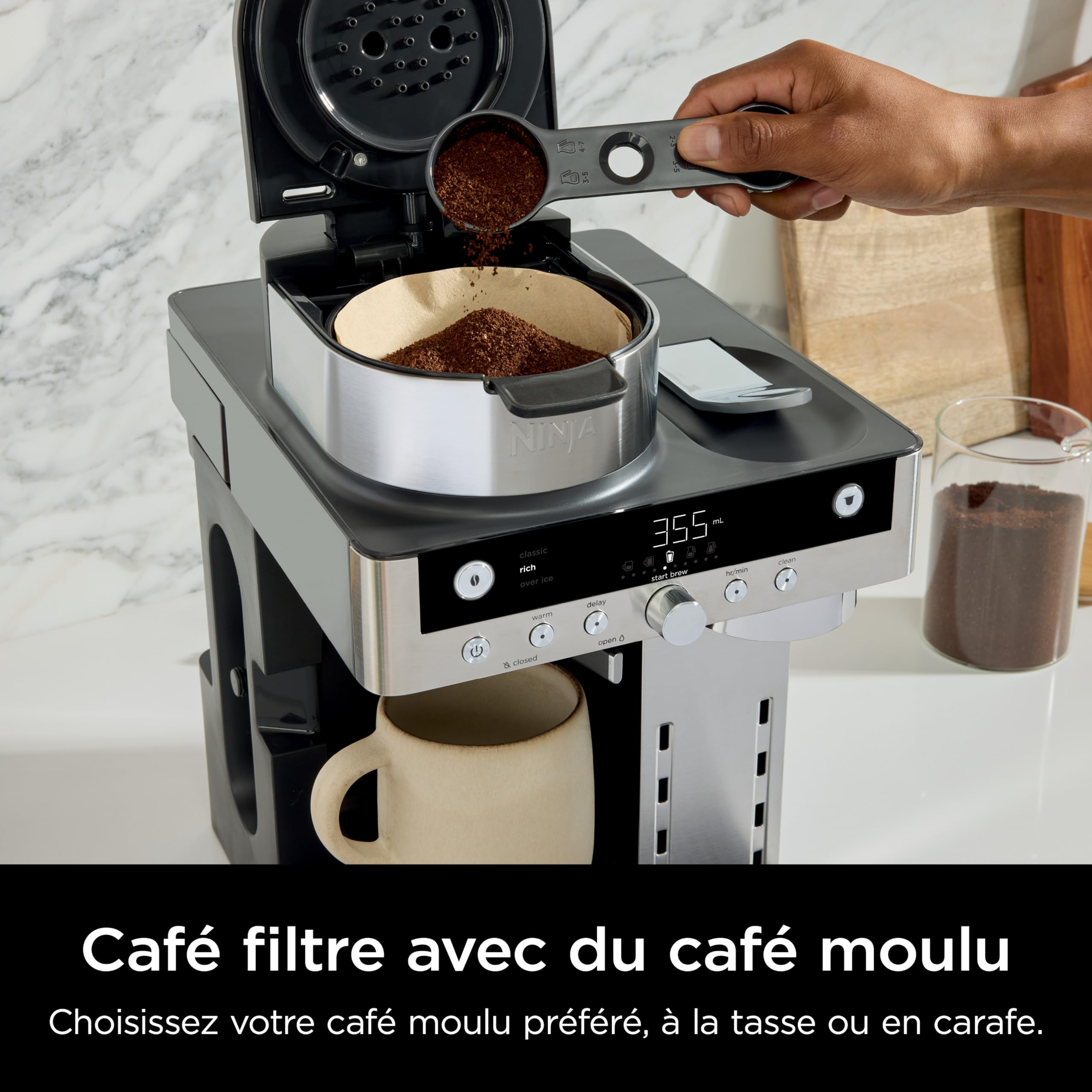 Ninja Prestige Machine à café filtre et capsules 2-en-1 Ninja Prestige avec buse à lait intégrée, pour réaliser lattes, cafés glacés et flat whites, Noir CFN802EU