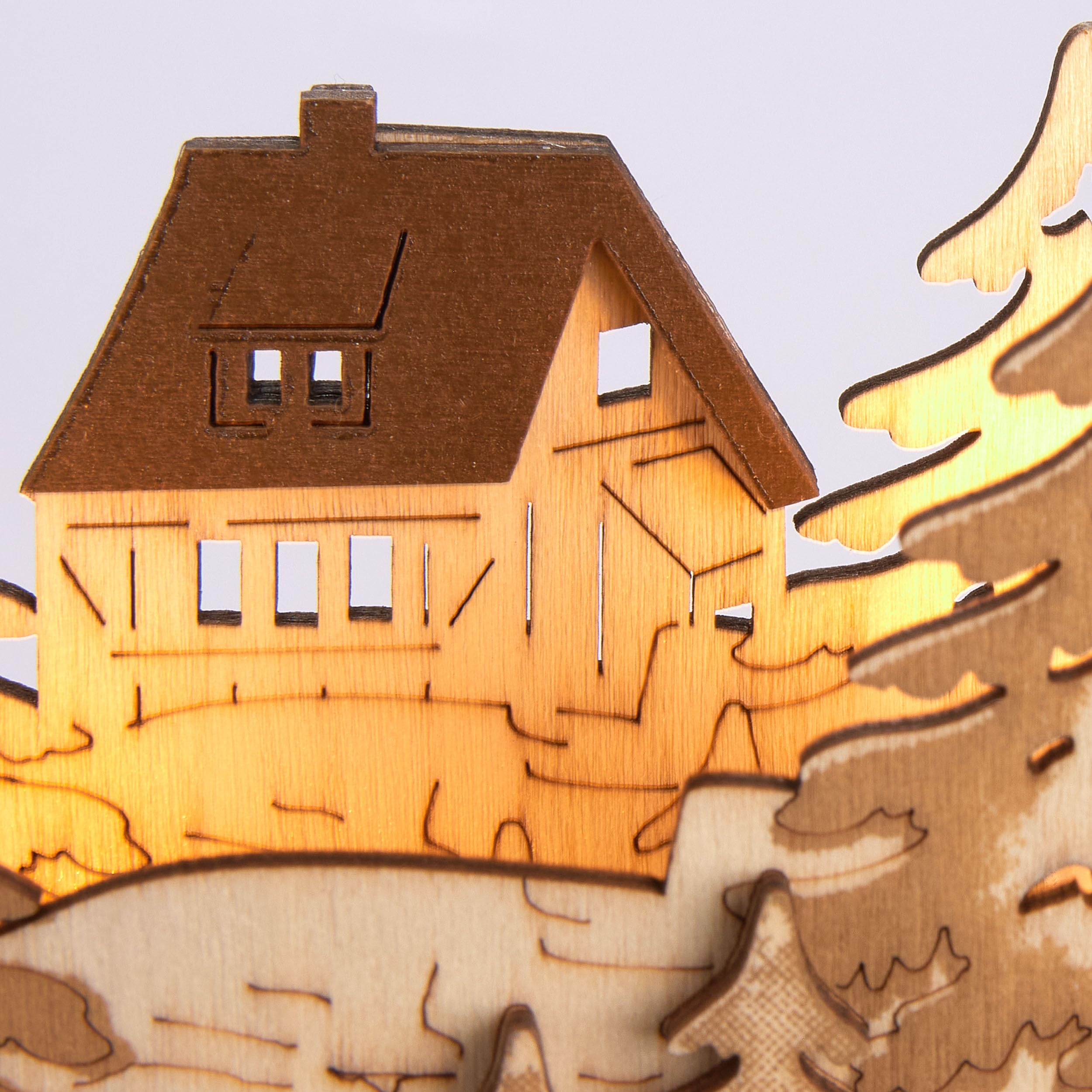 Brubaker 3D Lichterbogen - LED Schwibbogen - Großes Weihnachtsdorf 2026 - Weihnachtsbeleuchtung aus Holz Natur - 27 x 45 x 12 cm - Handbemalte Figuren - Weihnachtsdeko für Tisch & Fenster