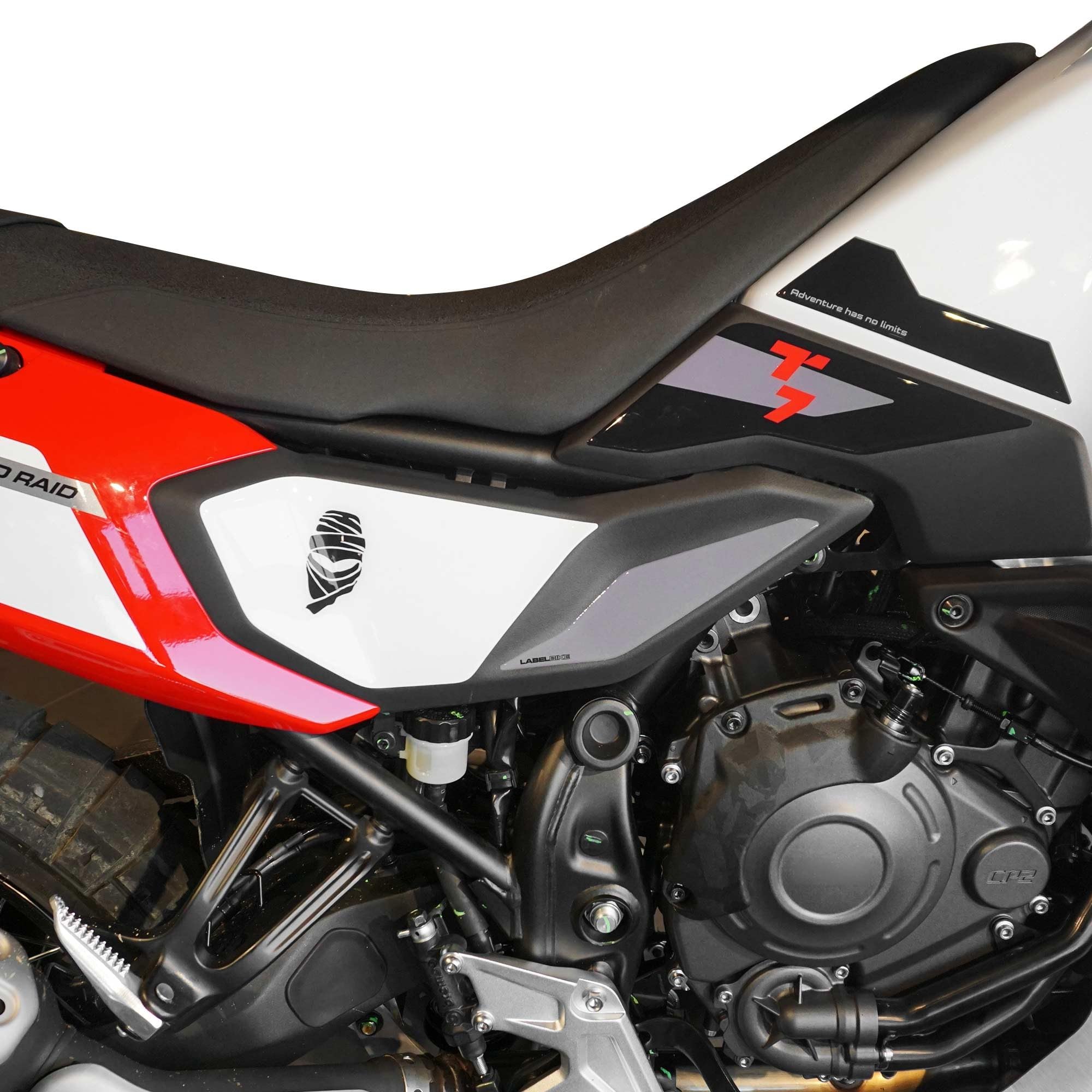 labelbike Boczne naklejki motocyklowe 3D kompatybilne z Yamaha Tenere 700 World Raid 2026 czerwone