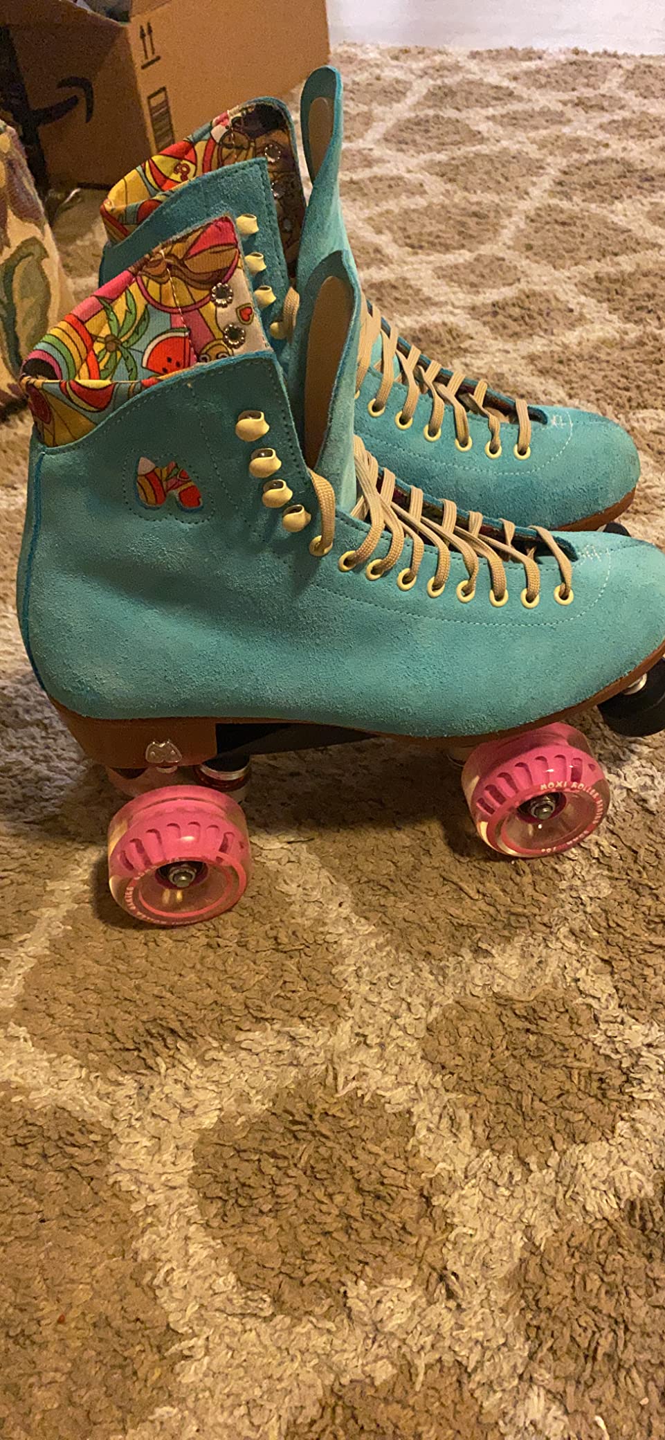 11/mo Finance Moxi Skates Malibu Barbie Limited Edition Fun and