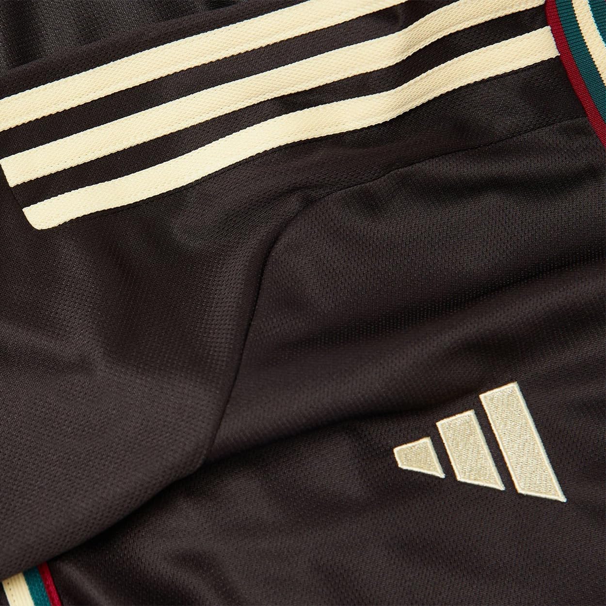 adidas Jamaica Women's Away Jersey 2023 (US, Alpha, X-Large, Regular, Regular, Polyester)