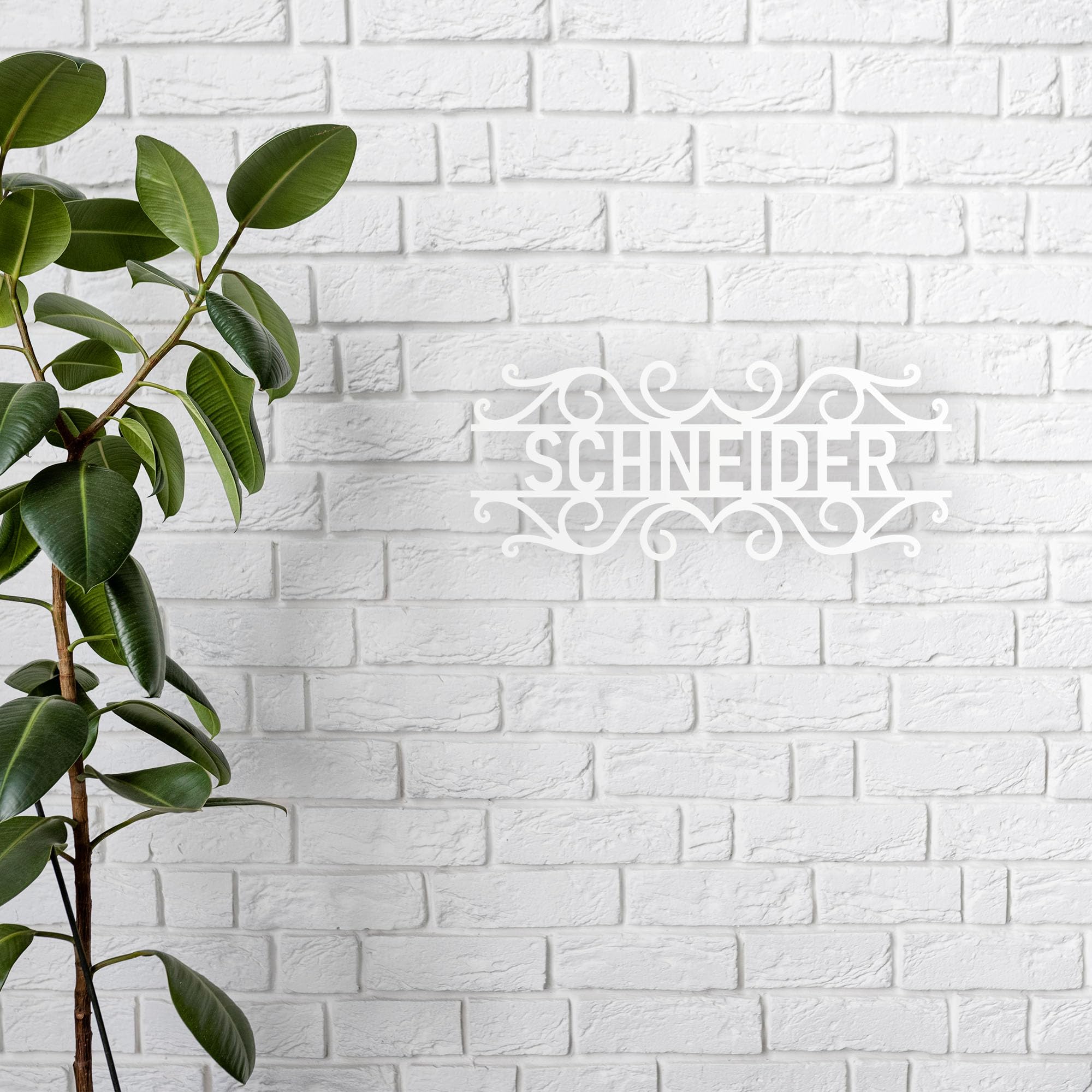 INDIGOS UG - Targhetta per porta in alluminio composito – Targa per porta – Bianco – 90 cm – Nome – Targhetta per la porta di casa – Testo personalizzato – Targa per famiglia, amici, regalo