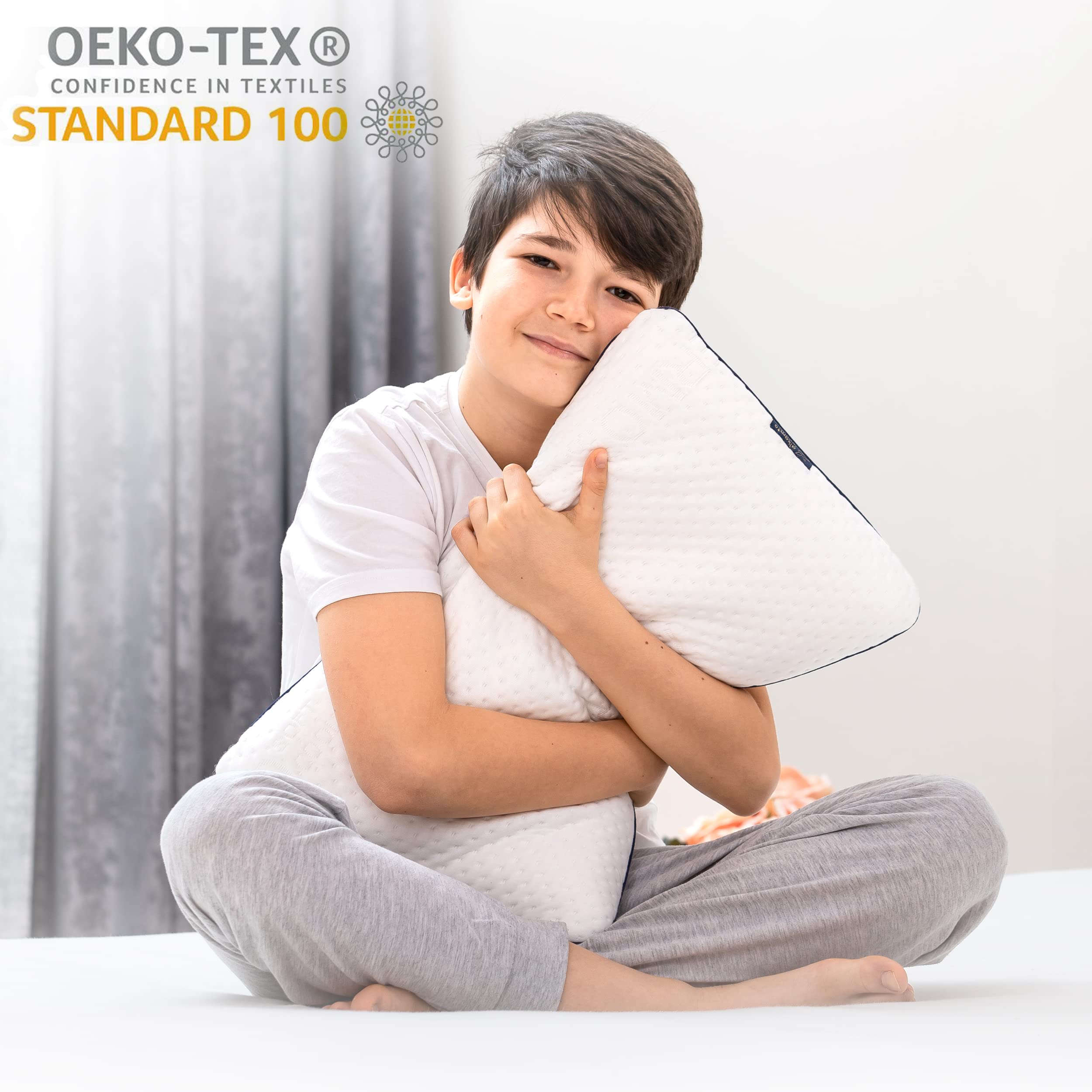 Alkamto Oreiller orthopédique pour Enfant - Mousse à mémoire de Forme avec Housse en Coton supplémentaire pour Enfants et Jeunes Enfants - Oreiller viscoélastique - Sac Facile à Transporter